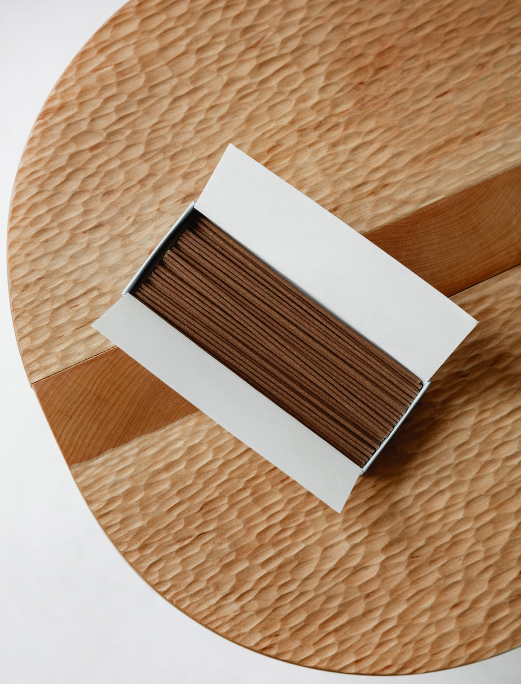 Astier de Villatte Opéra Incense – Neighbour