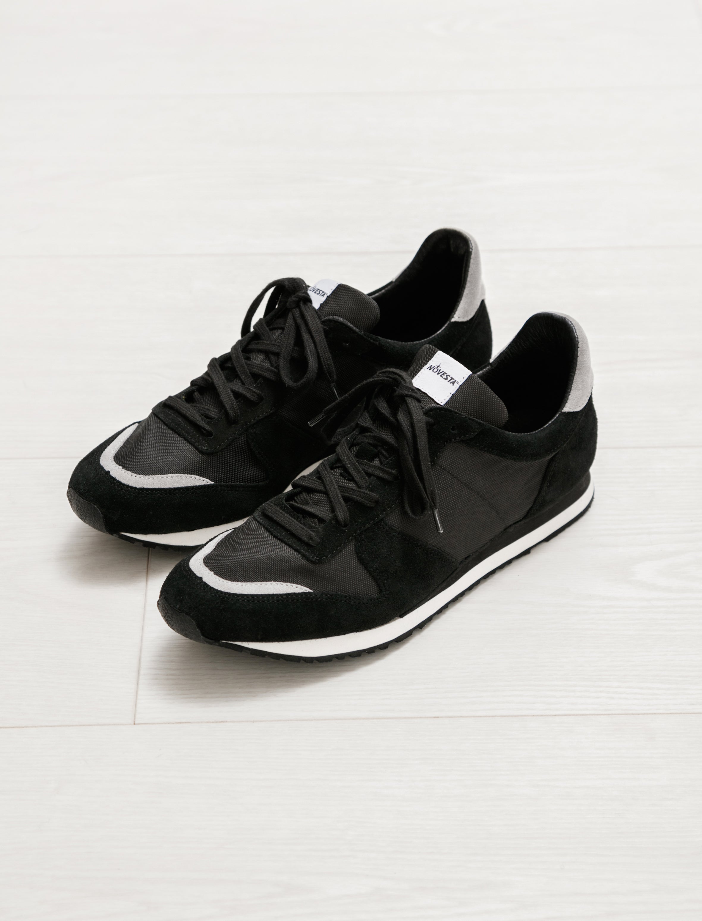 niuhans Marathon Shoe Black