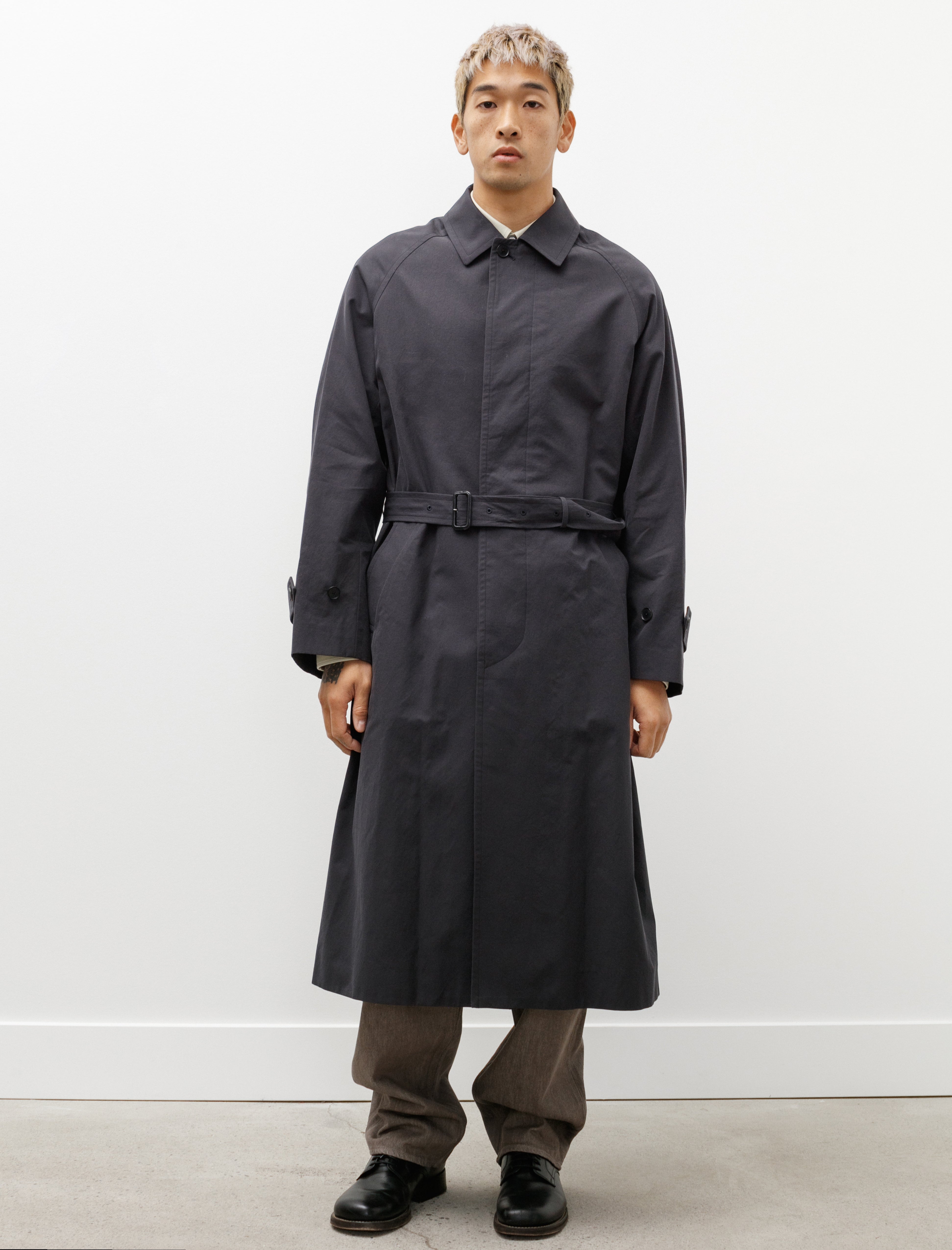 Finx Hard Twist Gabardine Soutien Collar Coat Ink