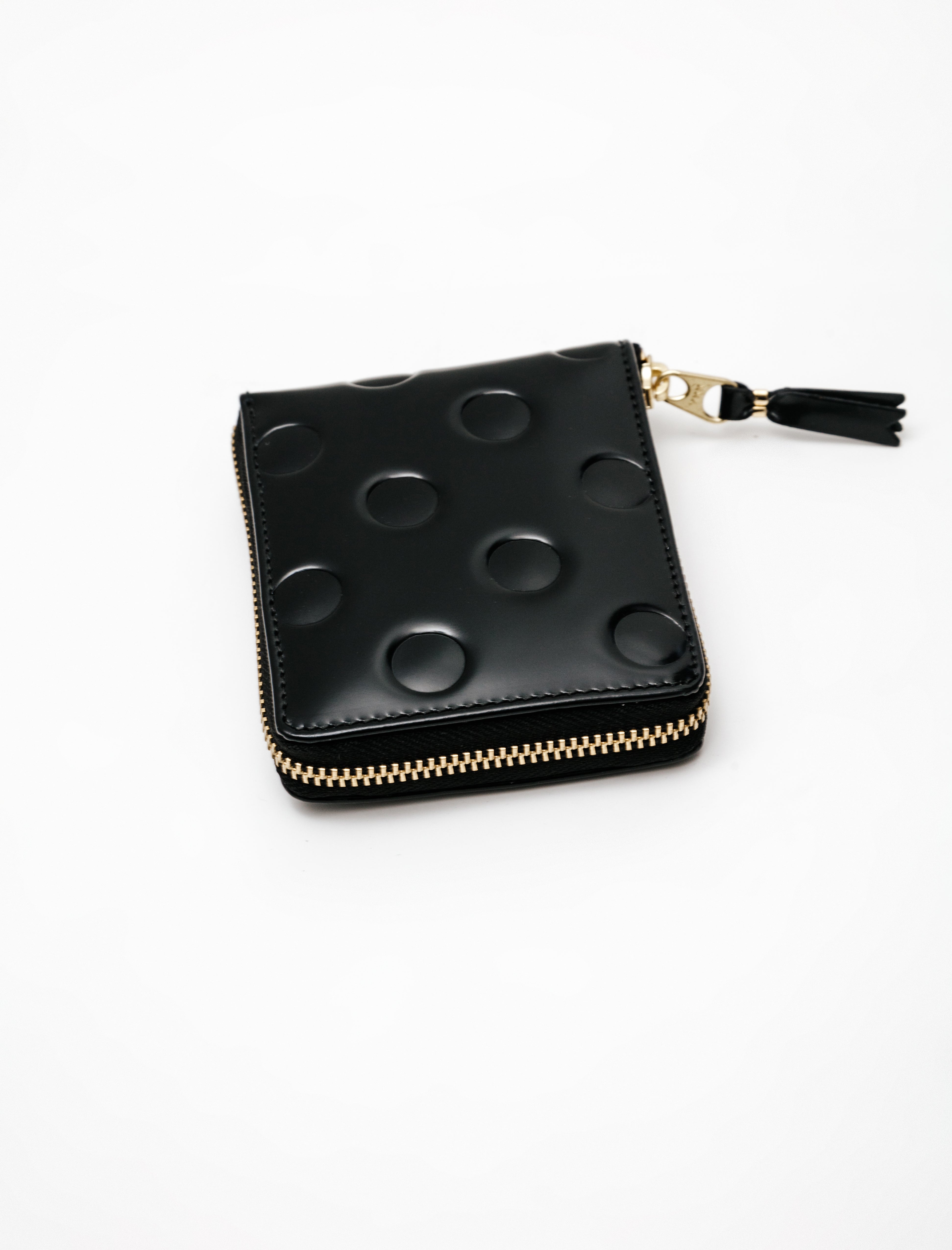 Embossed Polka Dots Small Full Zip Wallet Black SA7100NE