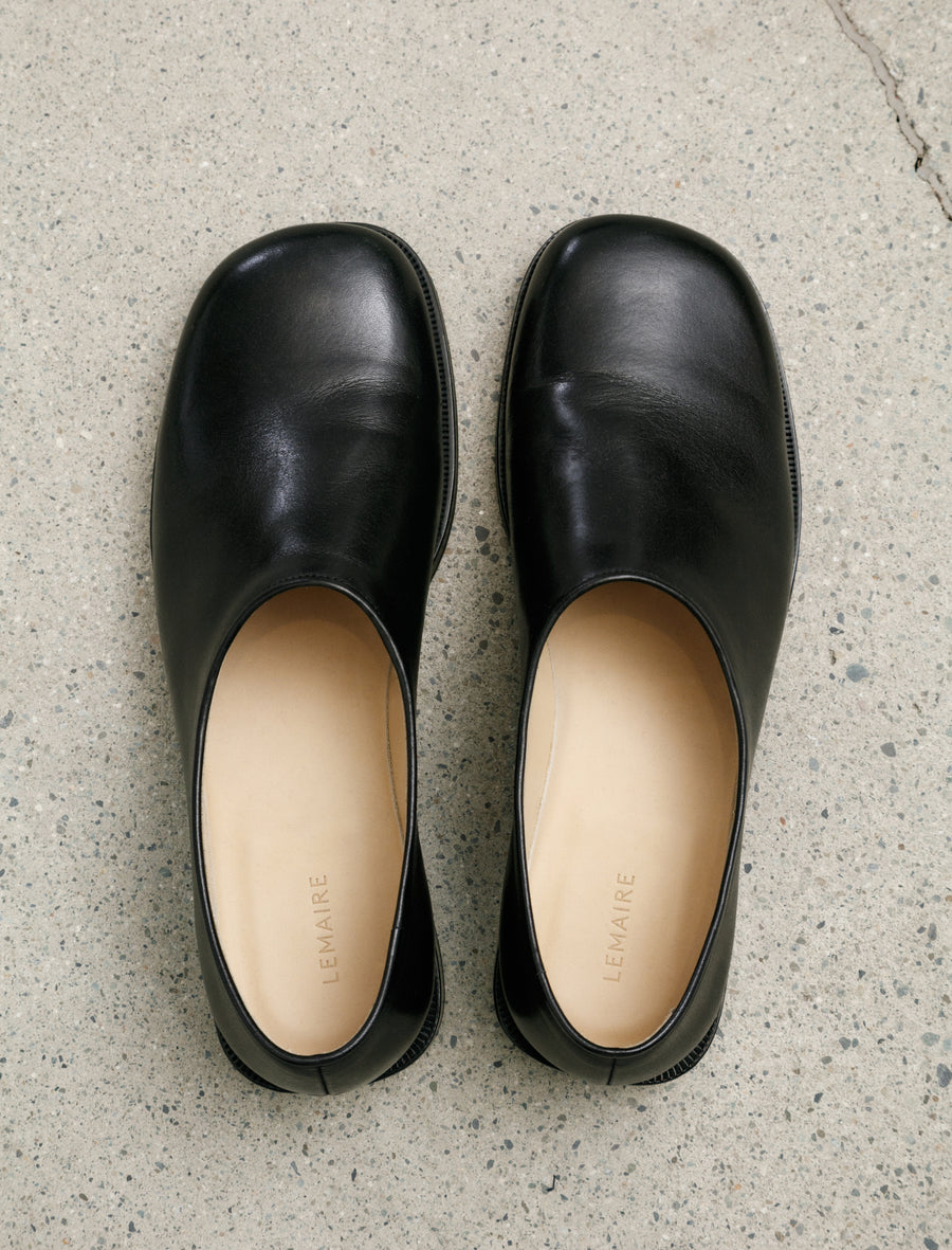 Anatomic Slip on Black - Image 2
