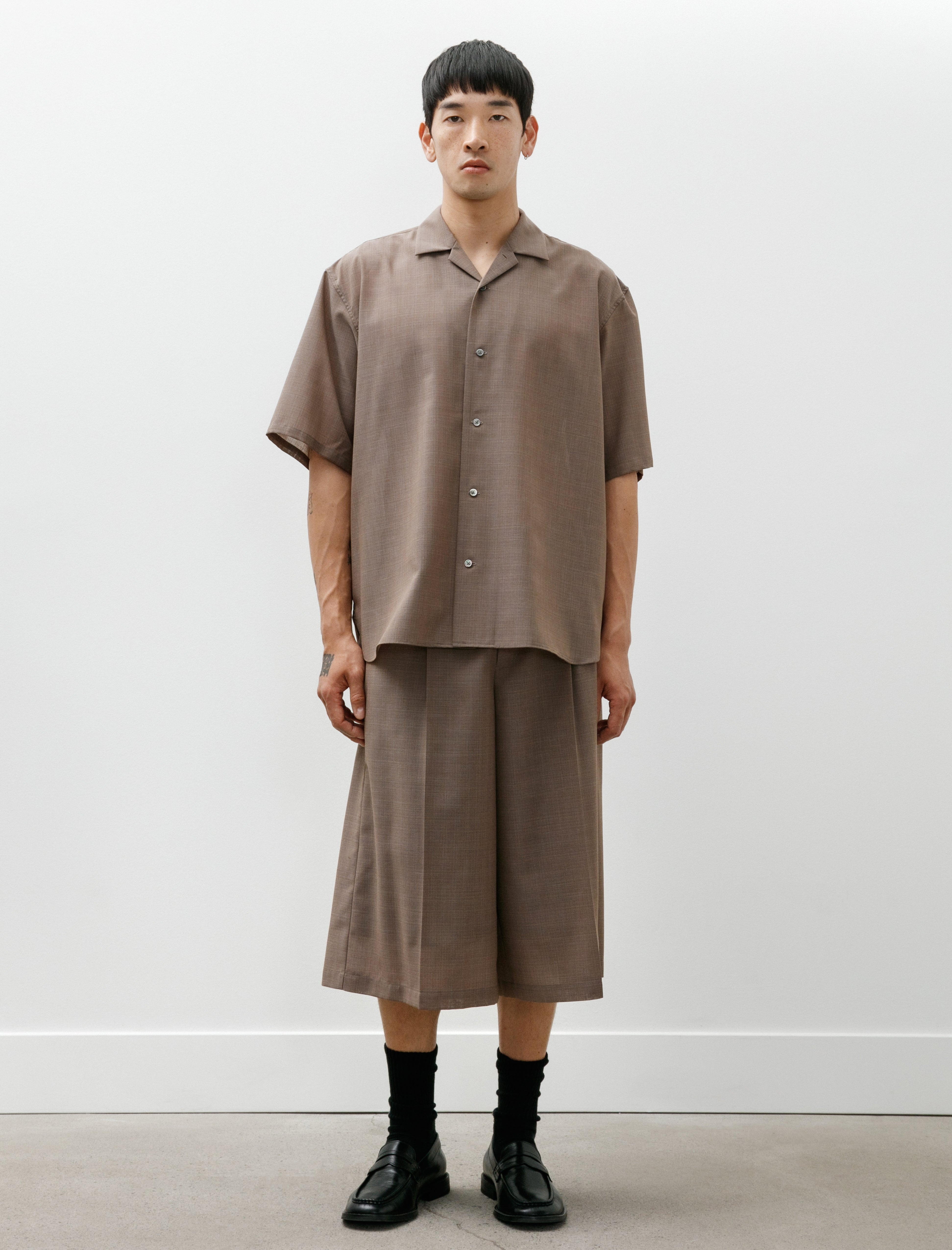 Tuck Wide Shorts C Stone