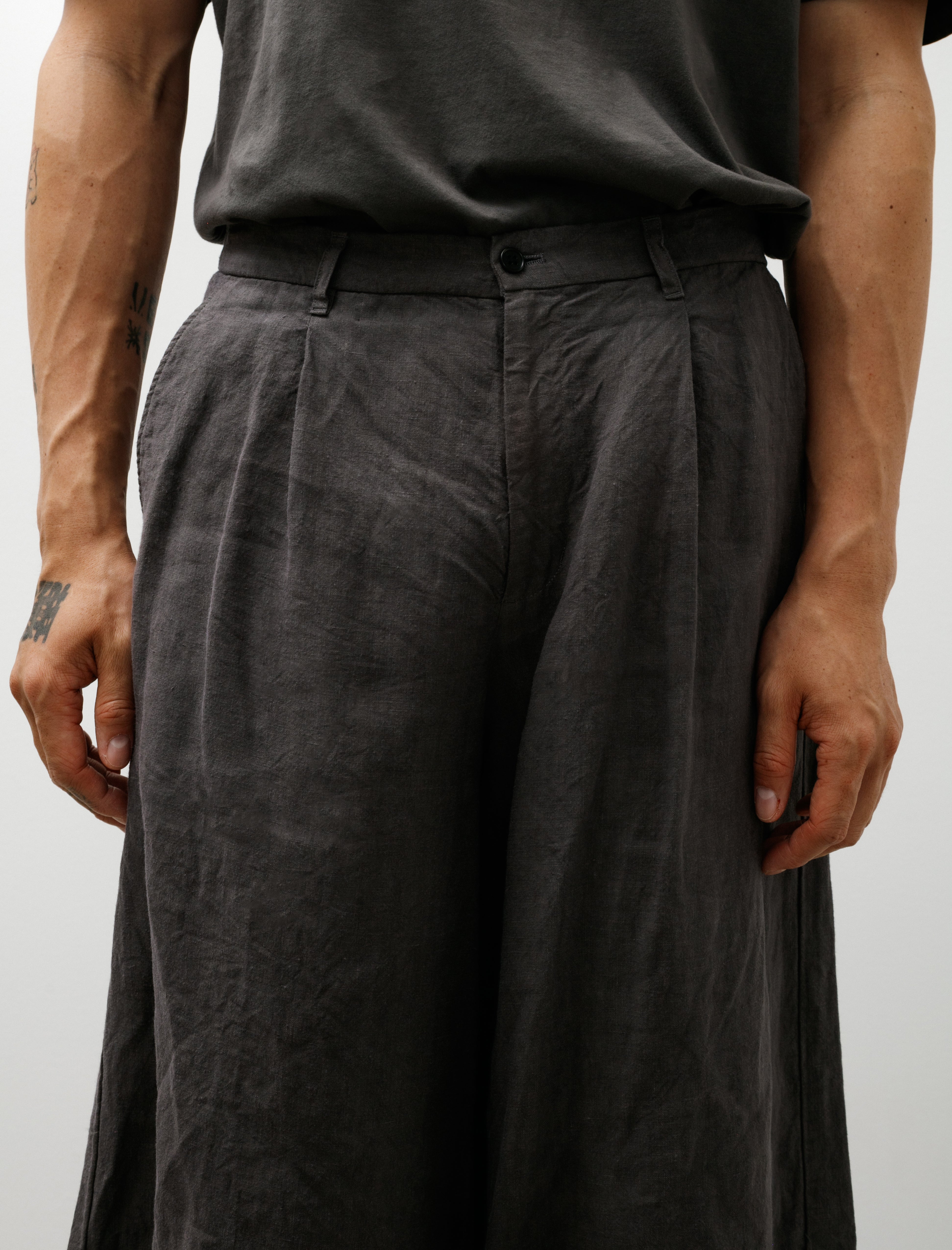 Tuck Wide Shorts B Grey