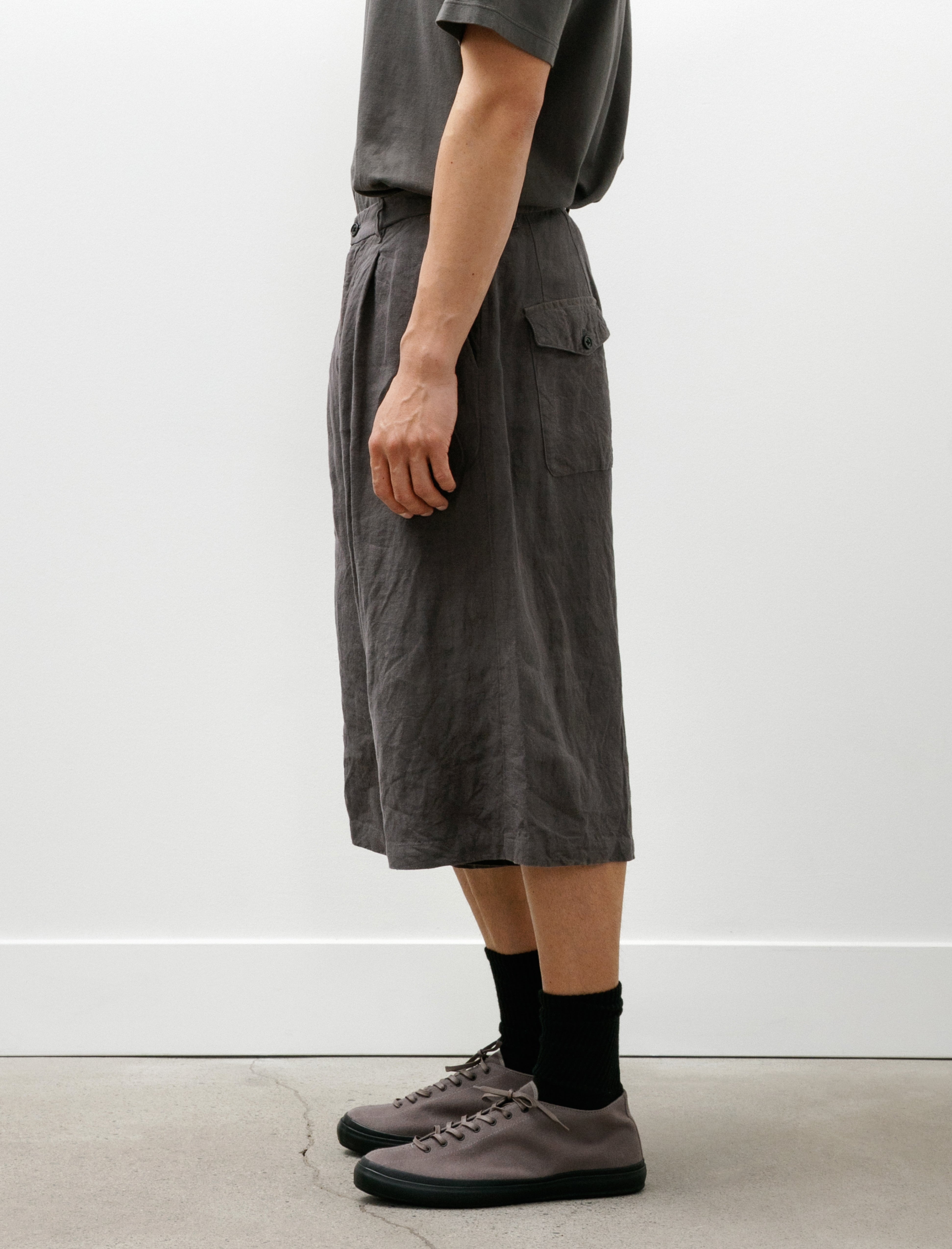 Tuck Wide Shorts B Grey