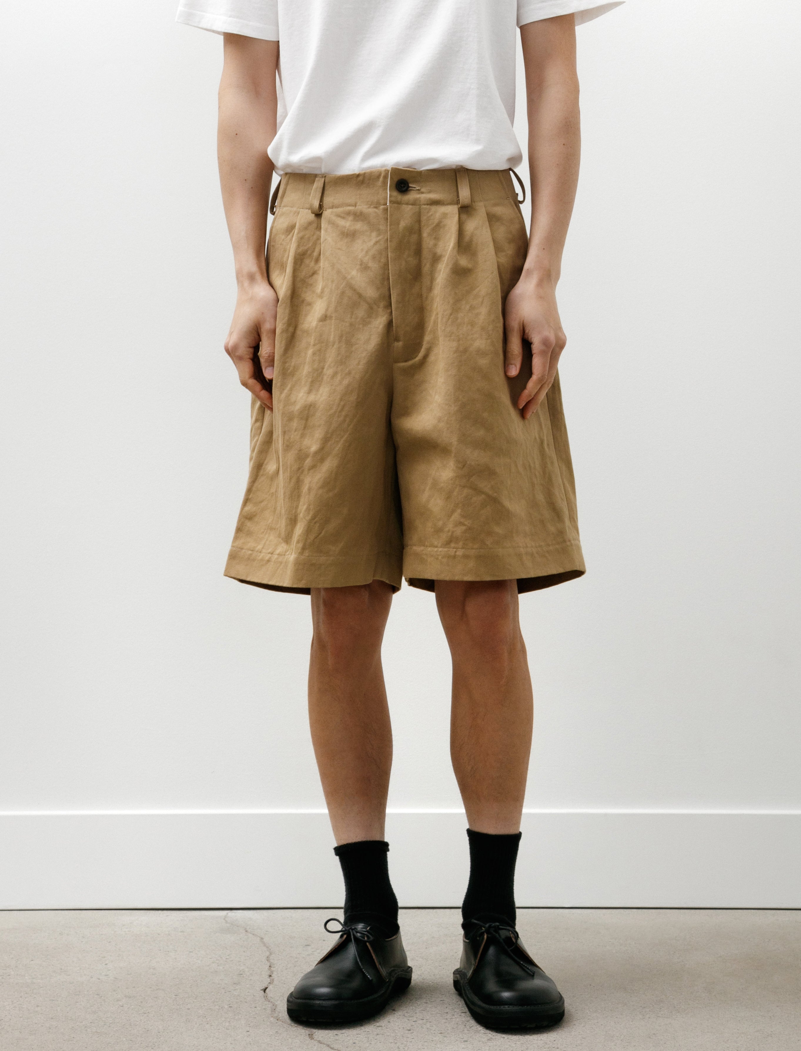 Evan Kinori Two Pleat Short Cotton/Washi Twill Natural Gallnut Dye