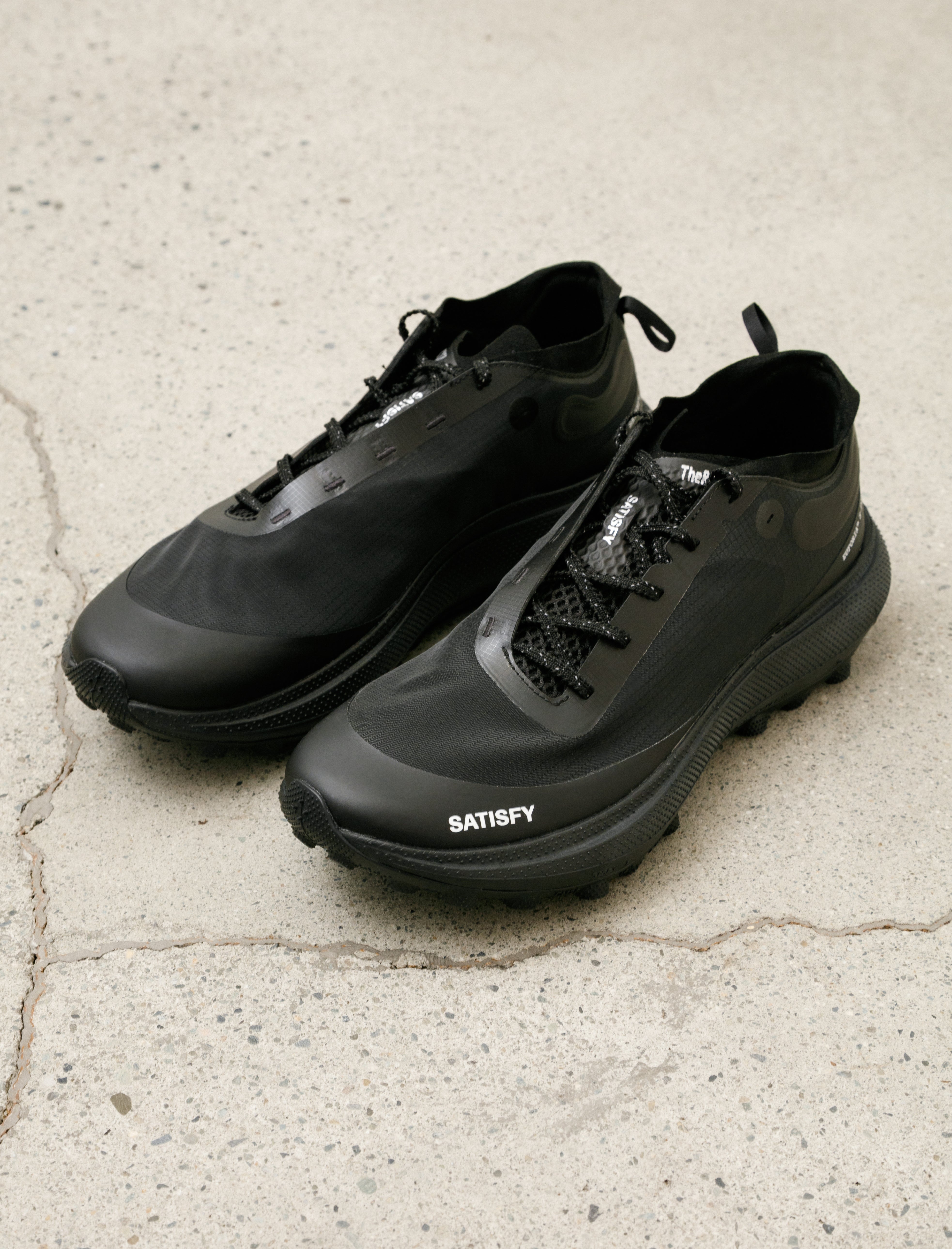 Satisfy TheRocker Jet Black