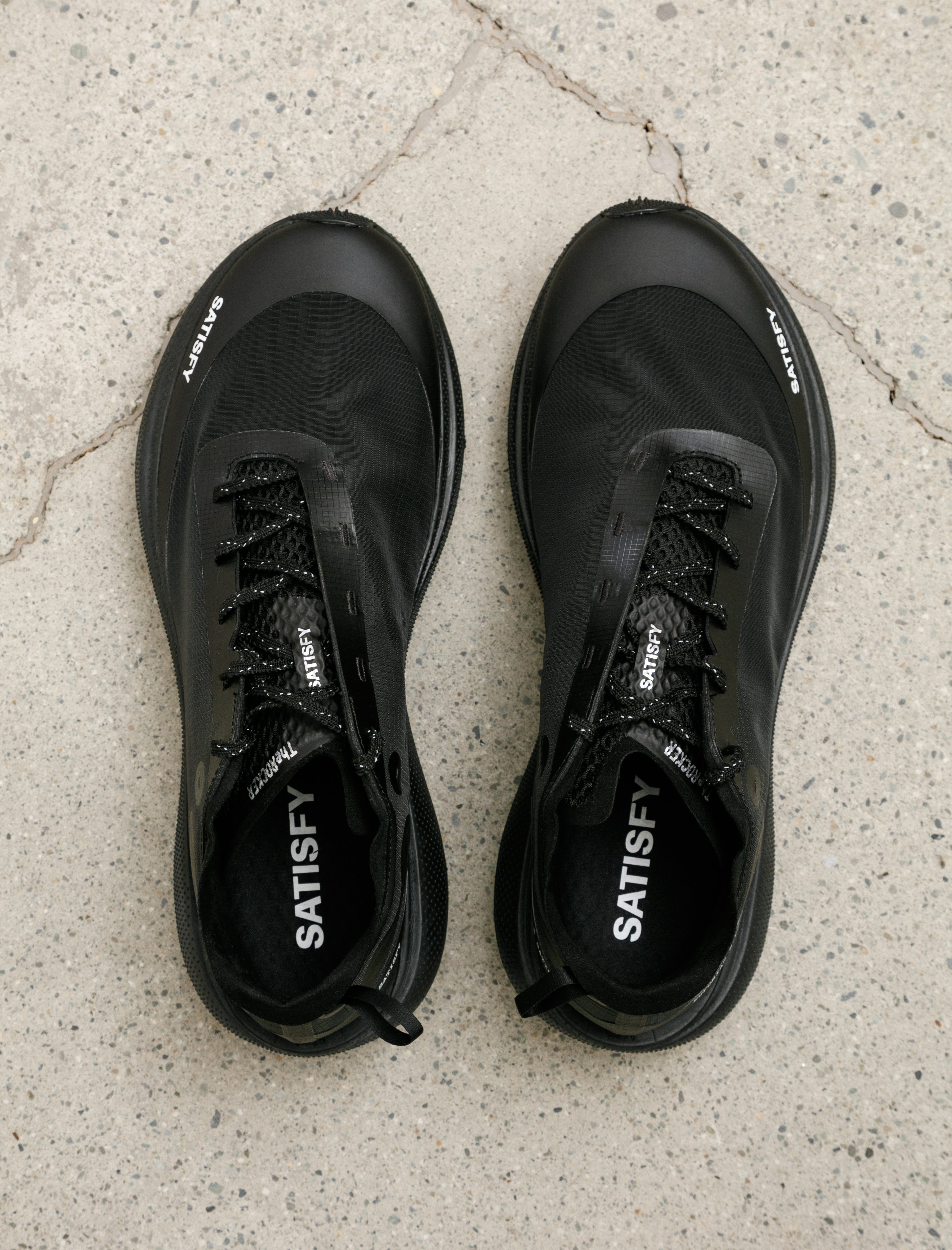 Satisfy TheRocker Jet Black