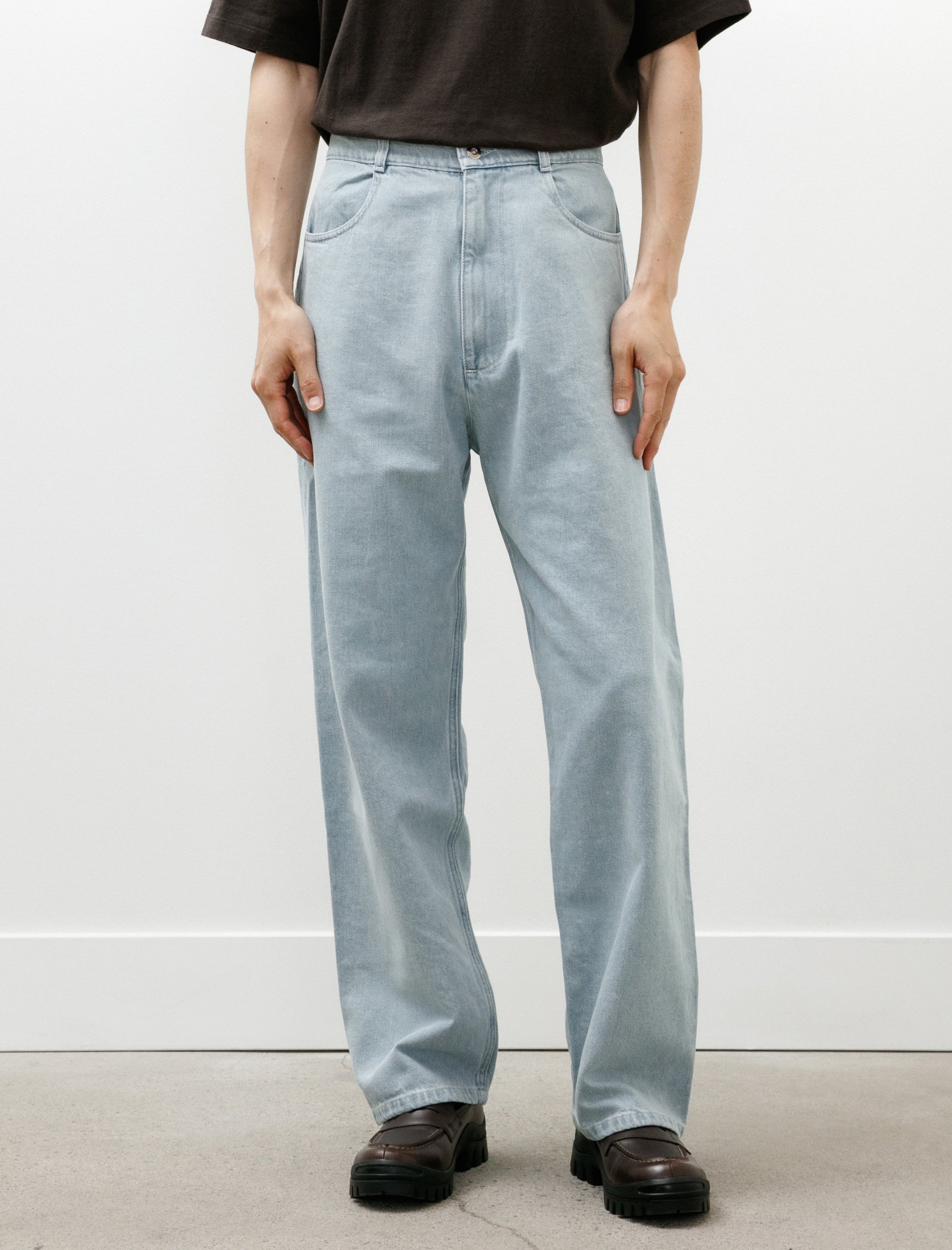 Arpenteur Four Pocket Big Mid Weight Denim Bleach
