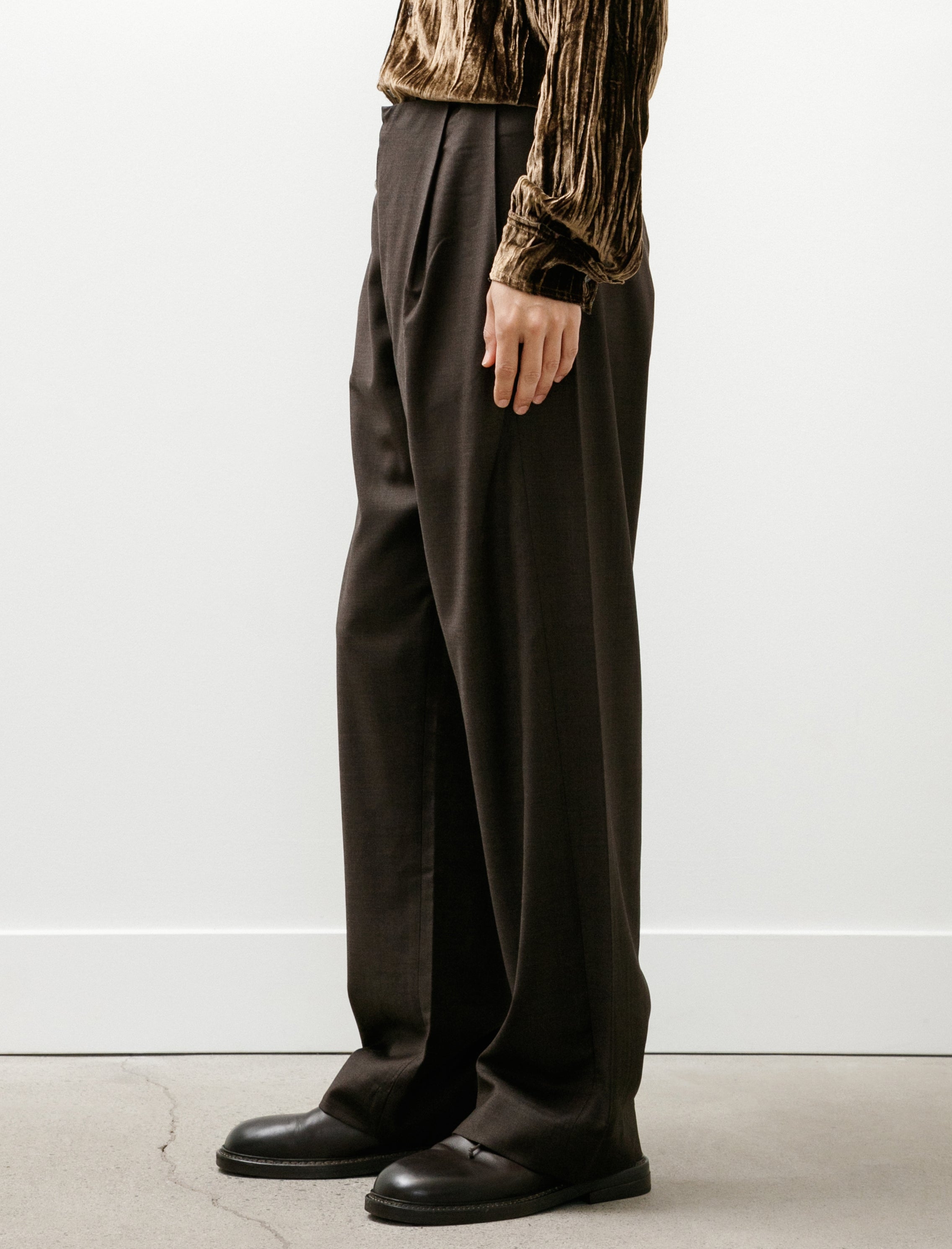 Gabriela Coll No.343 Fine Wool Pleated Trousers Brown