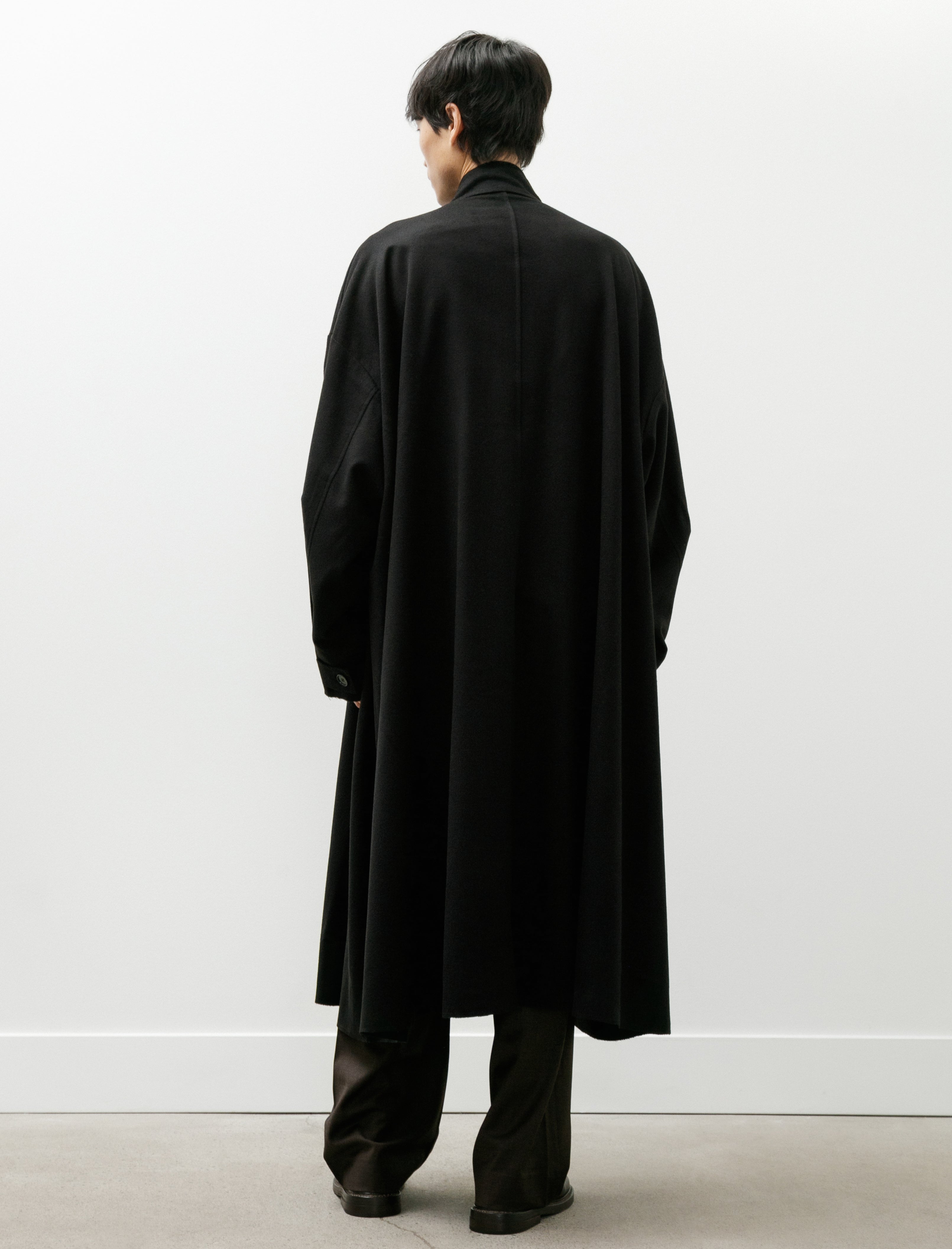 Gabriela Coll No.65 Heavy Wool Oversized Coat Black