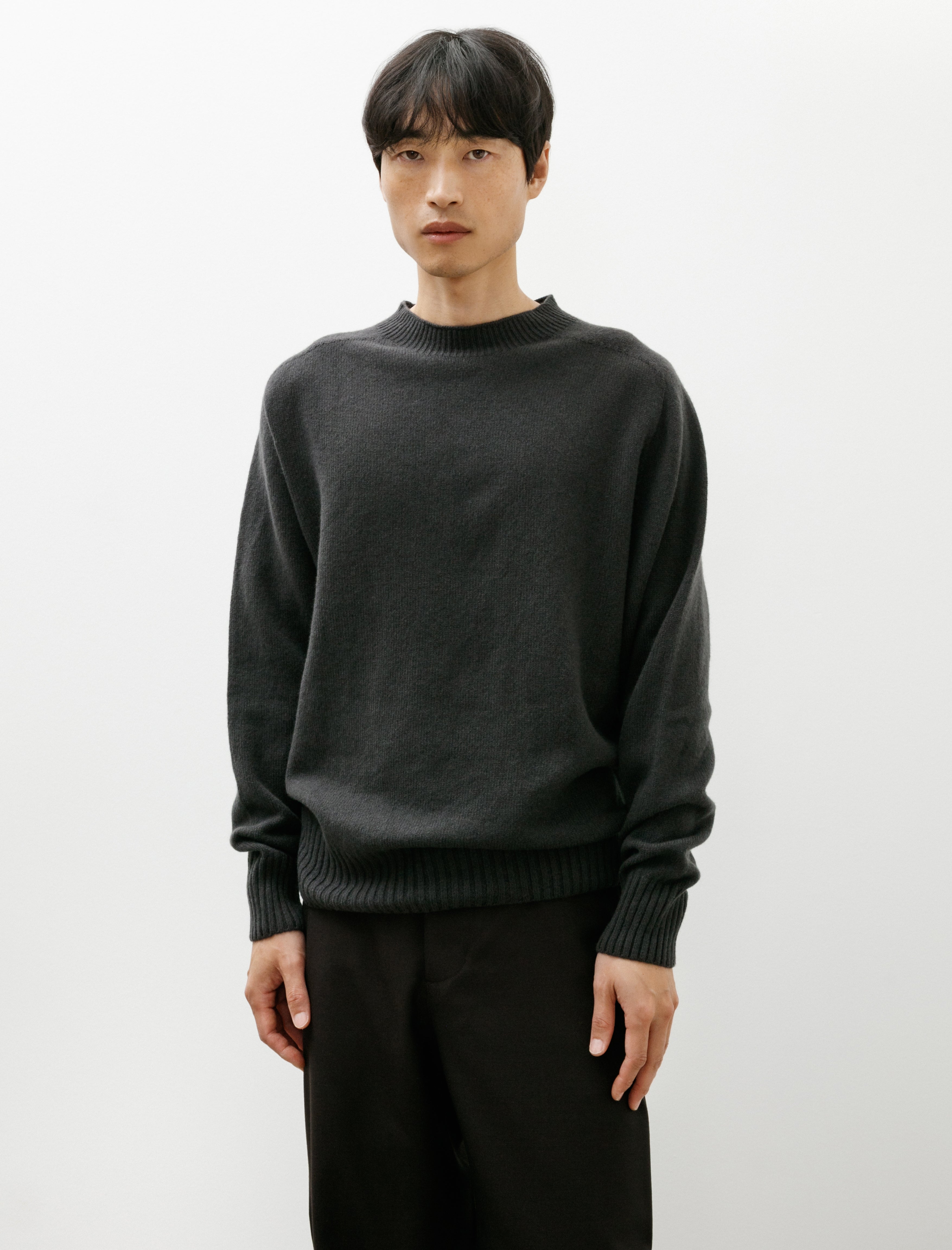 Margaret Howell Seamless Crew Neck Merino Cashmere Asphalt