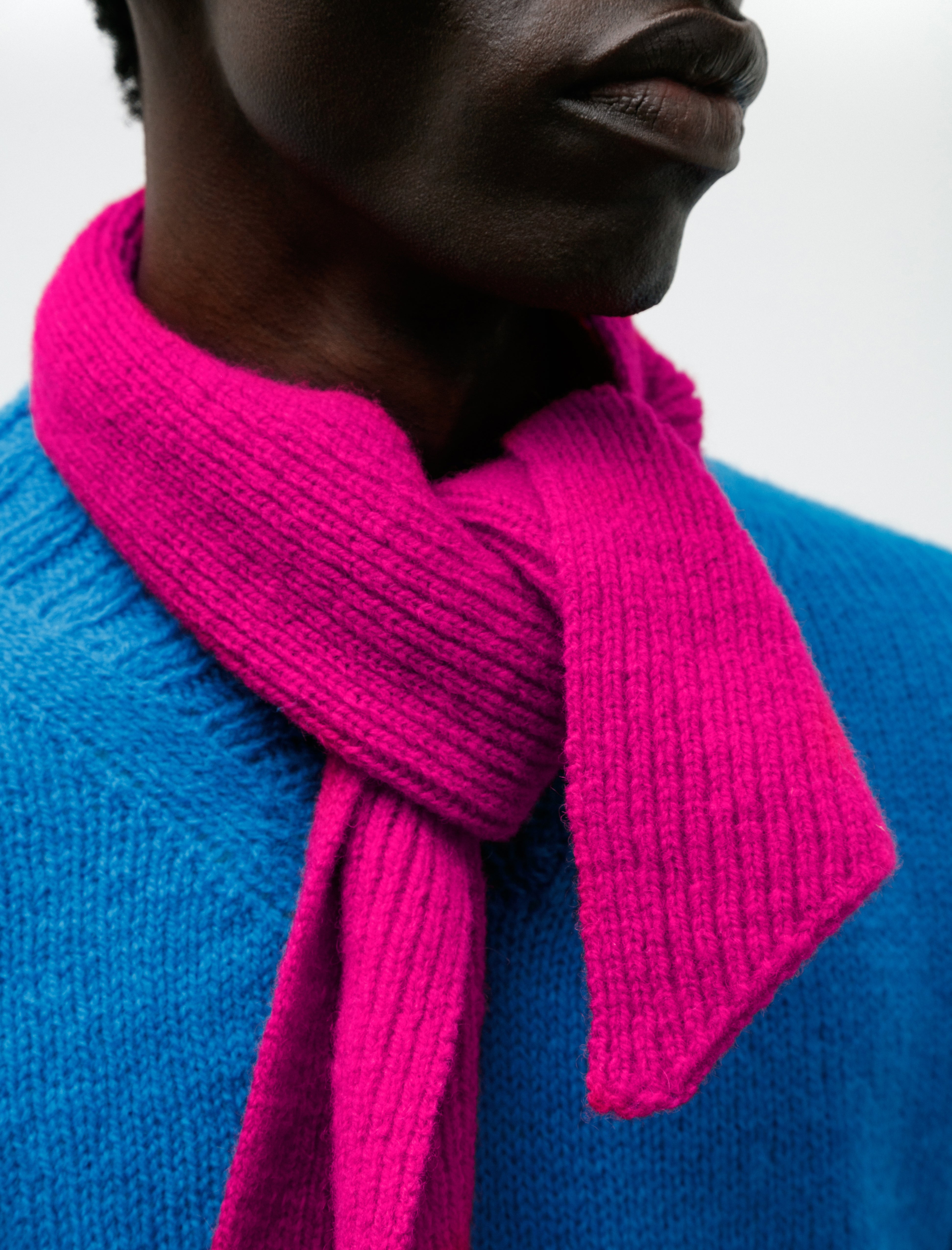 Cecile Tulkens Shetland Cravat Raspberry