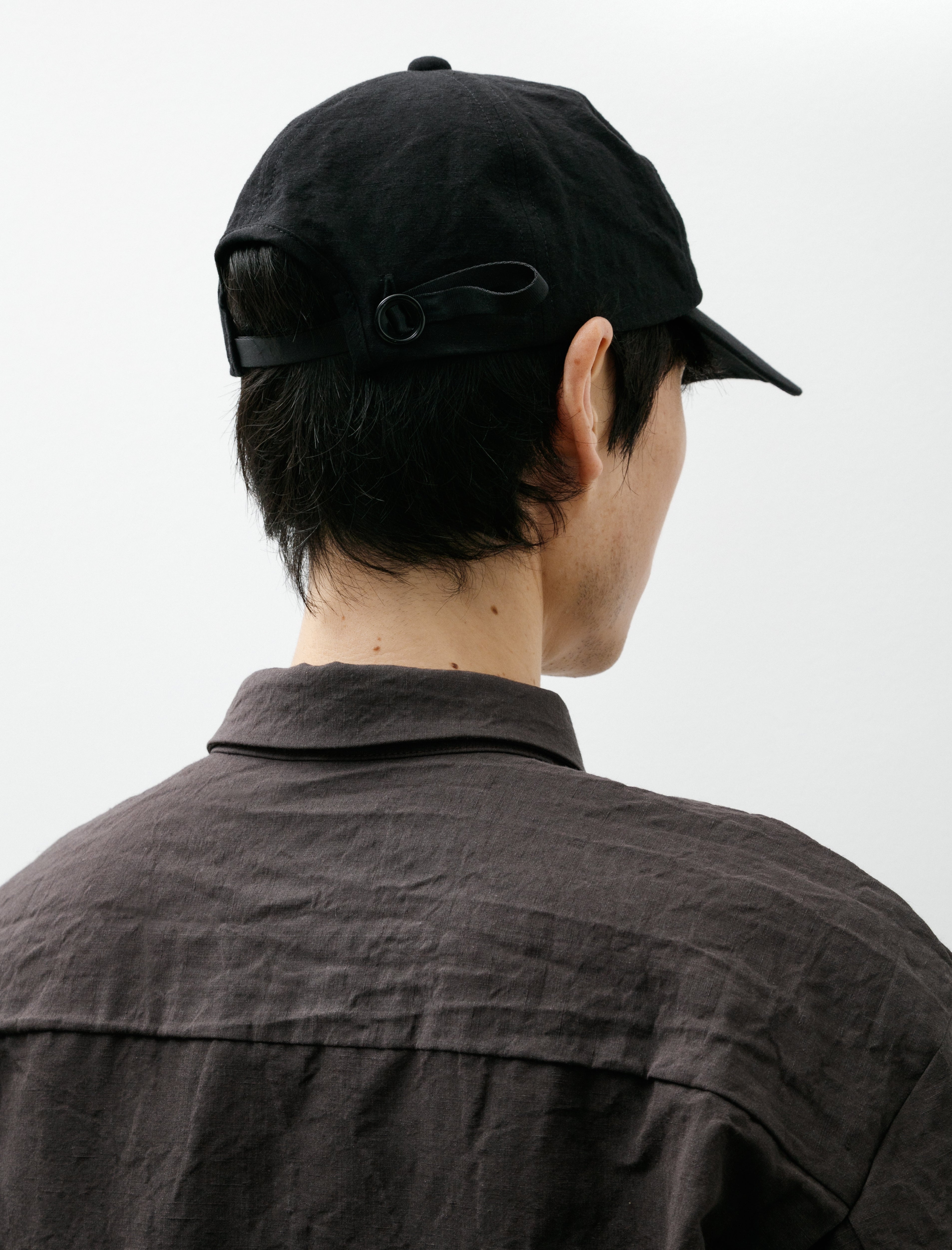 MAN-TLE R20 Cap-3 Deep Cap Black Linen