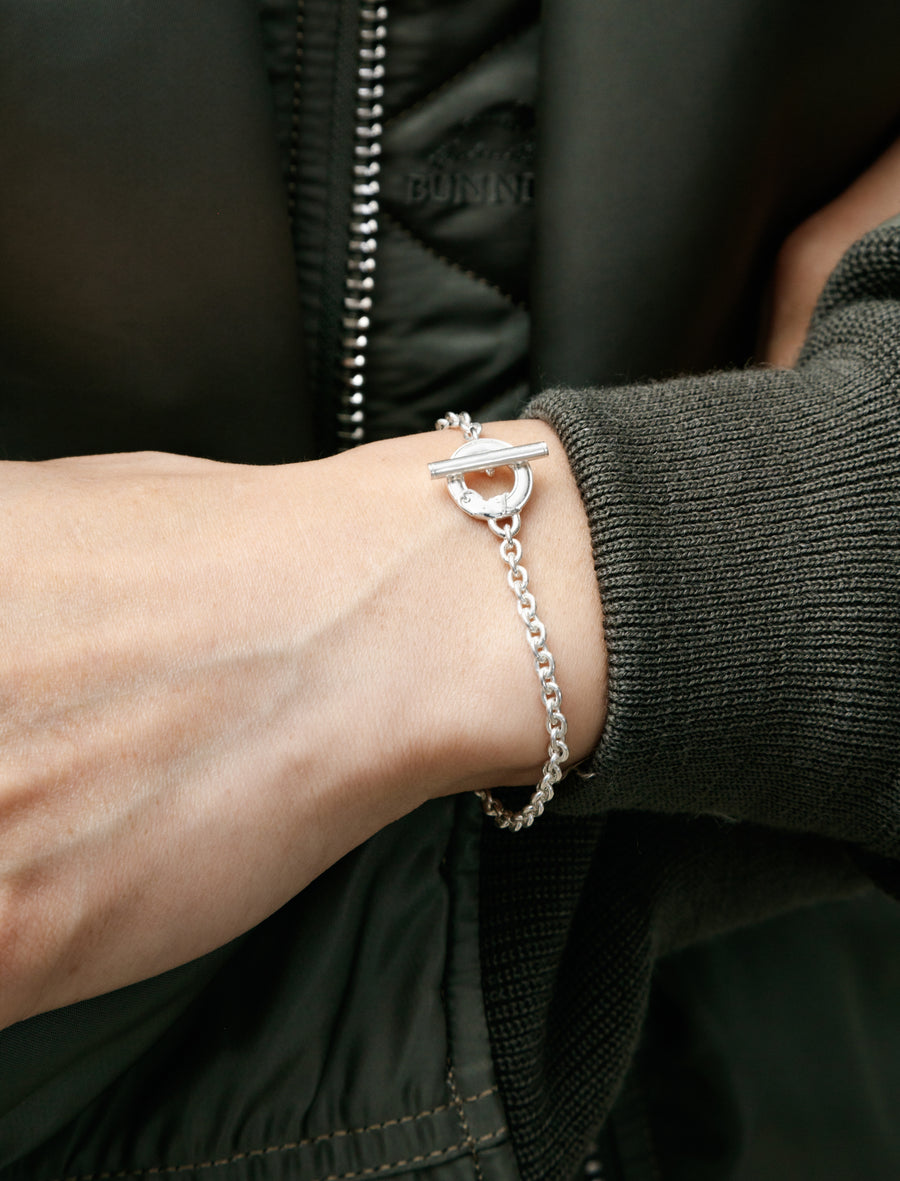 T-Bar Light Bracelet Silver - Image 1