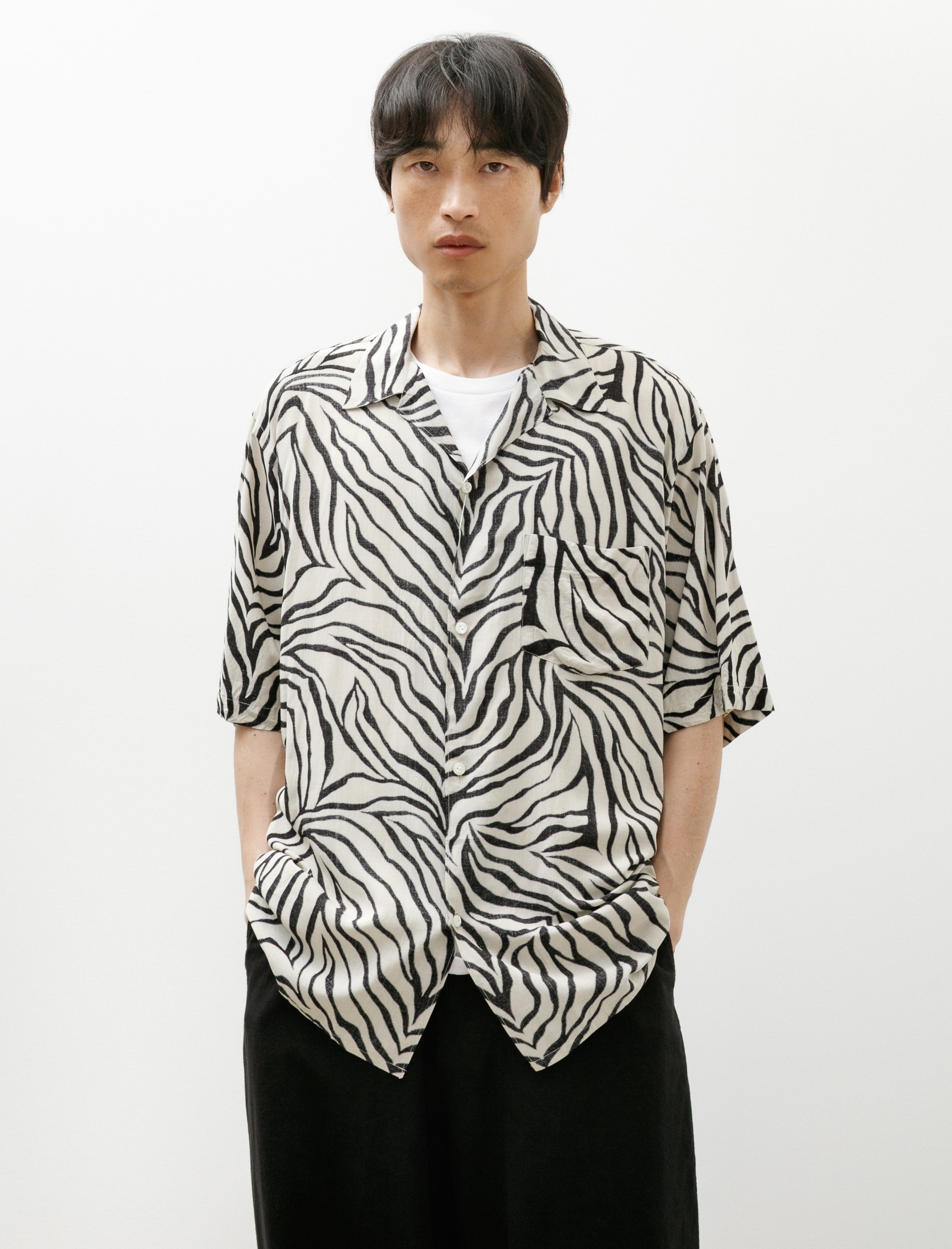 Comoli Short-Sleeve Open Collar Shirt Zebra
