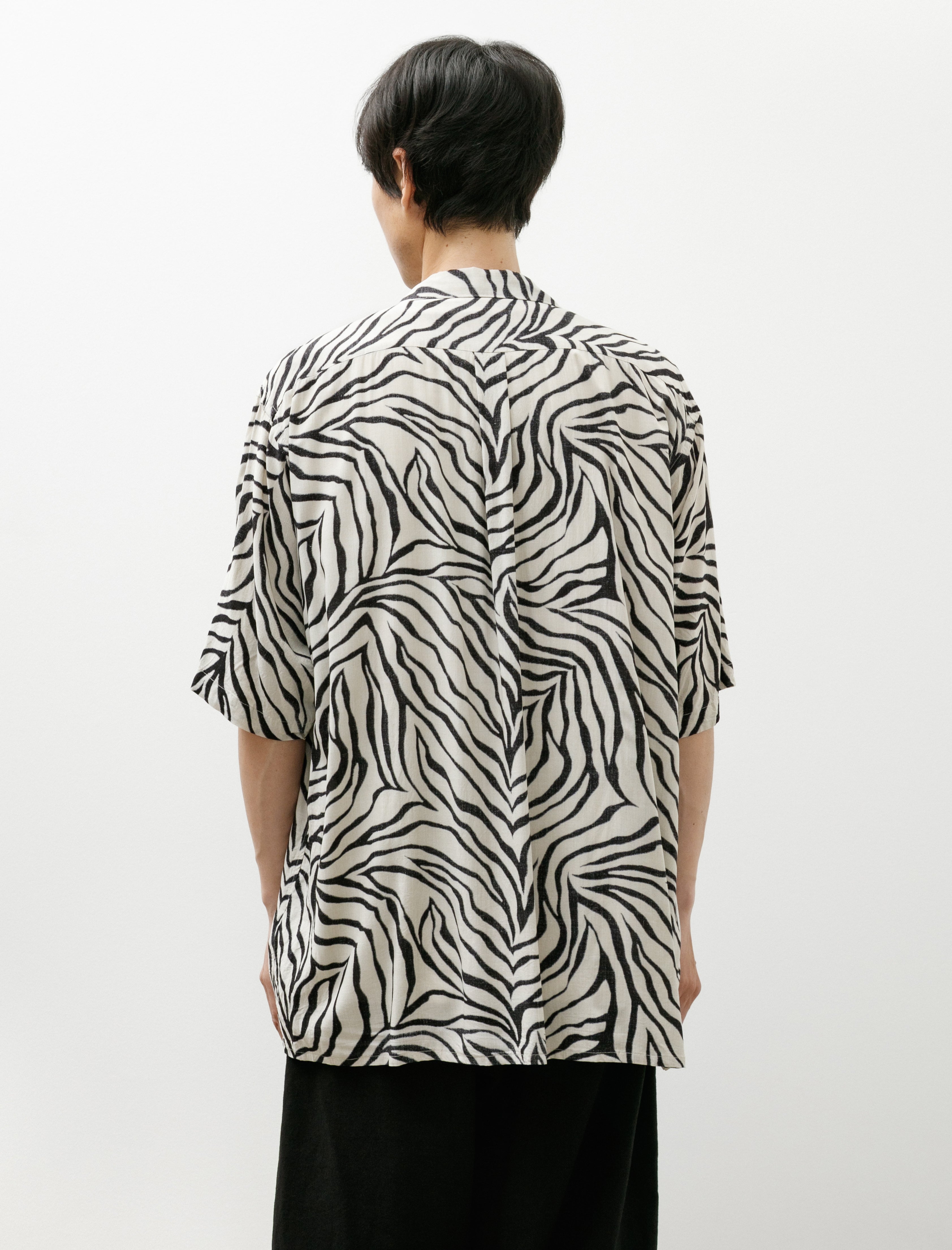 Comoli Short-Sleeve Open Collar Shirt Zebra