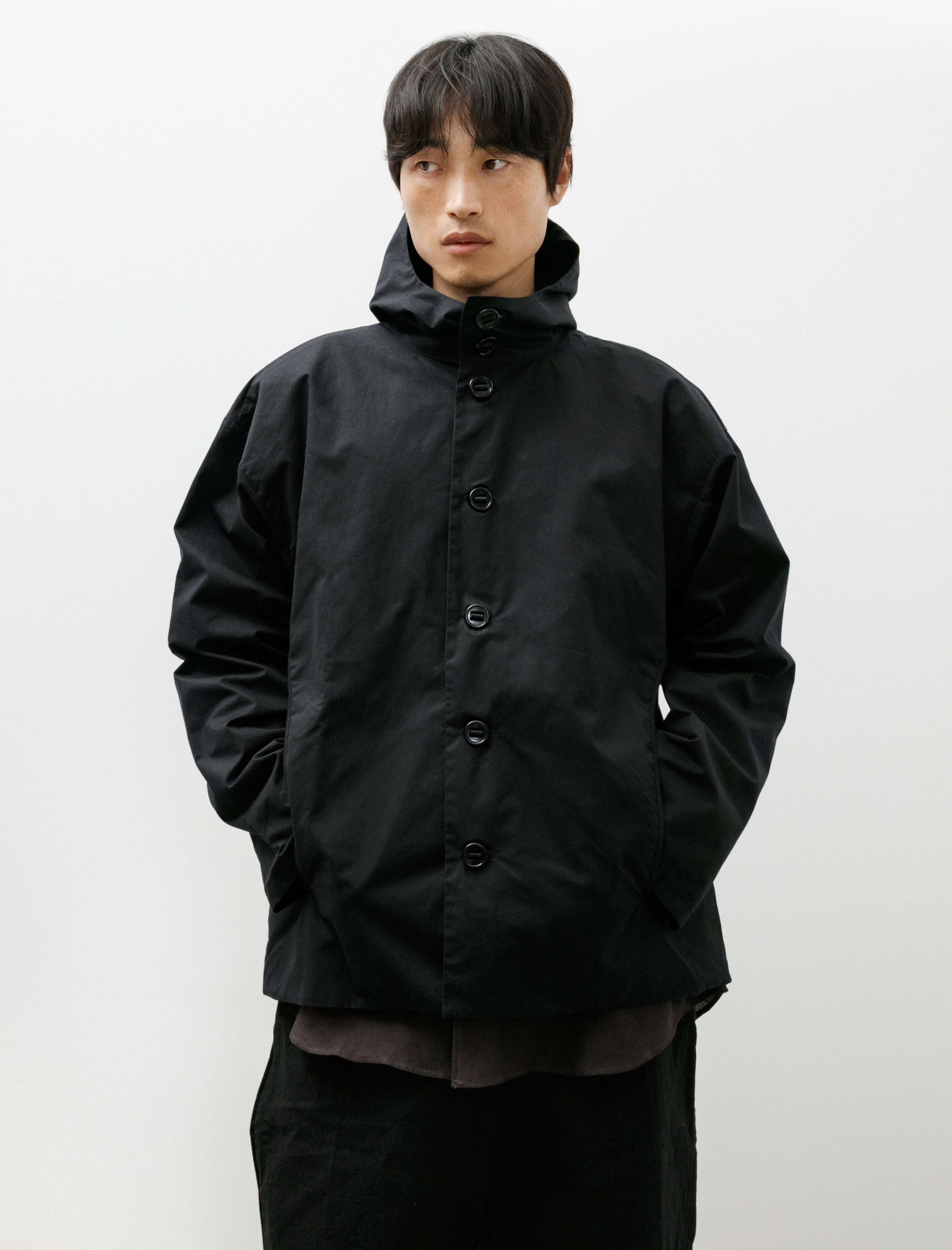 MAN-TLE R0Y3 Gill Jacket Black Master Shield