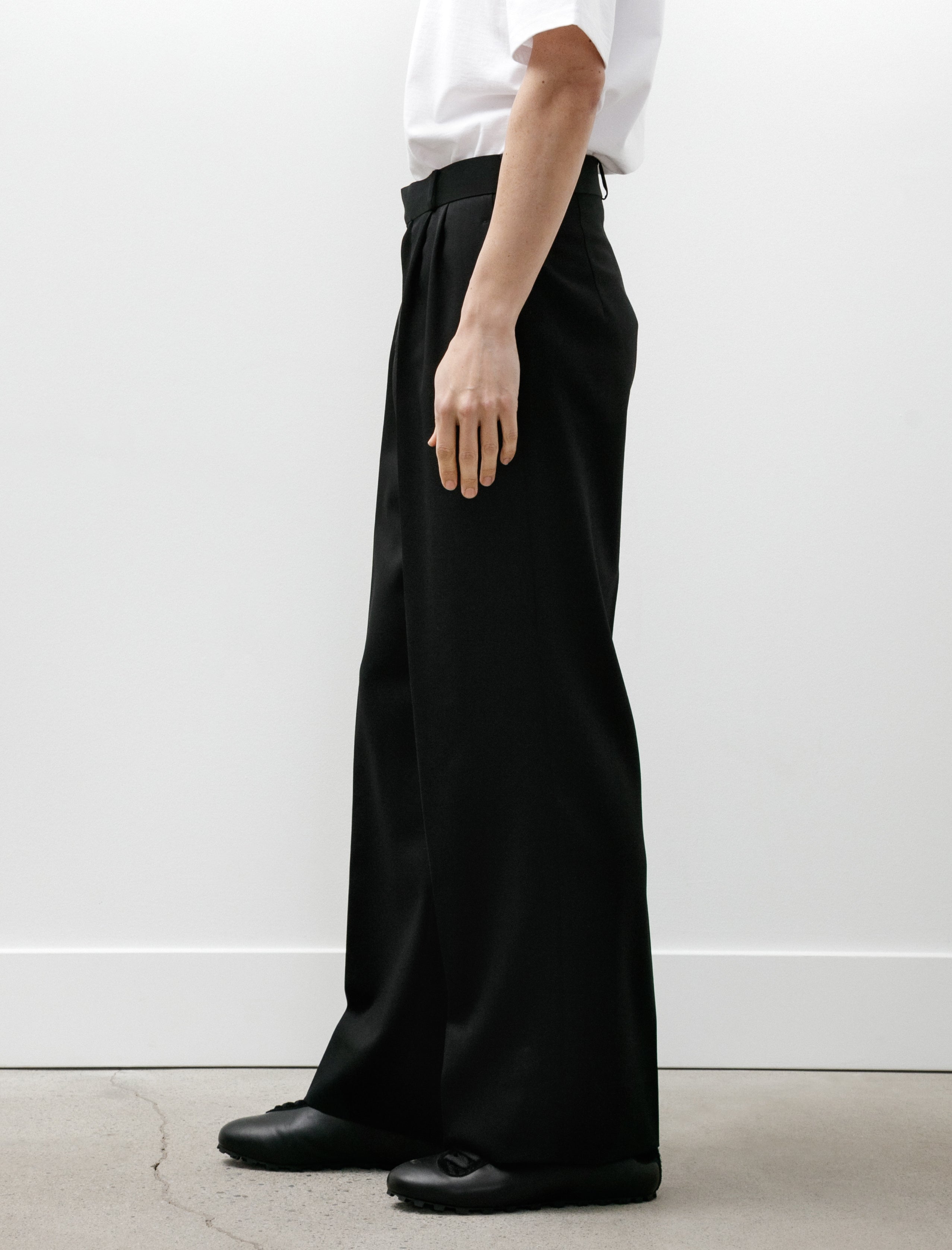 Sire Pleated Tailored Pants Black Suiting