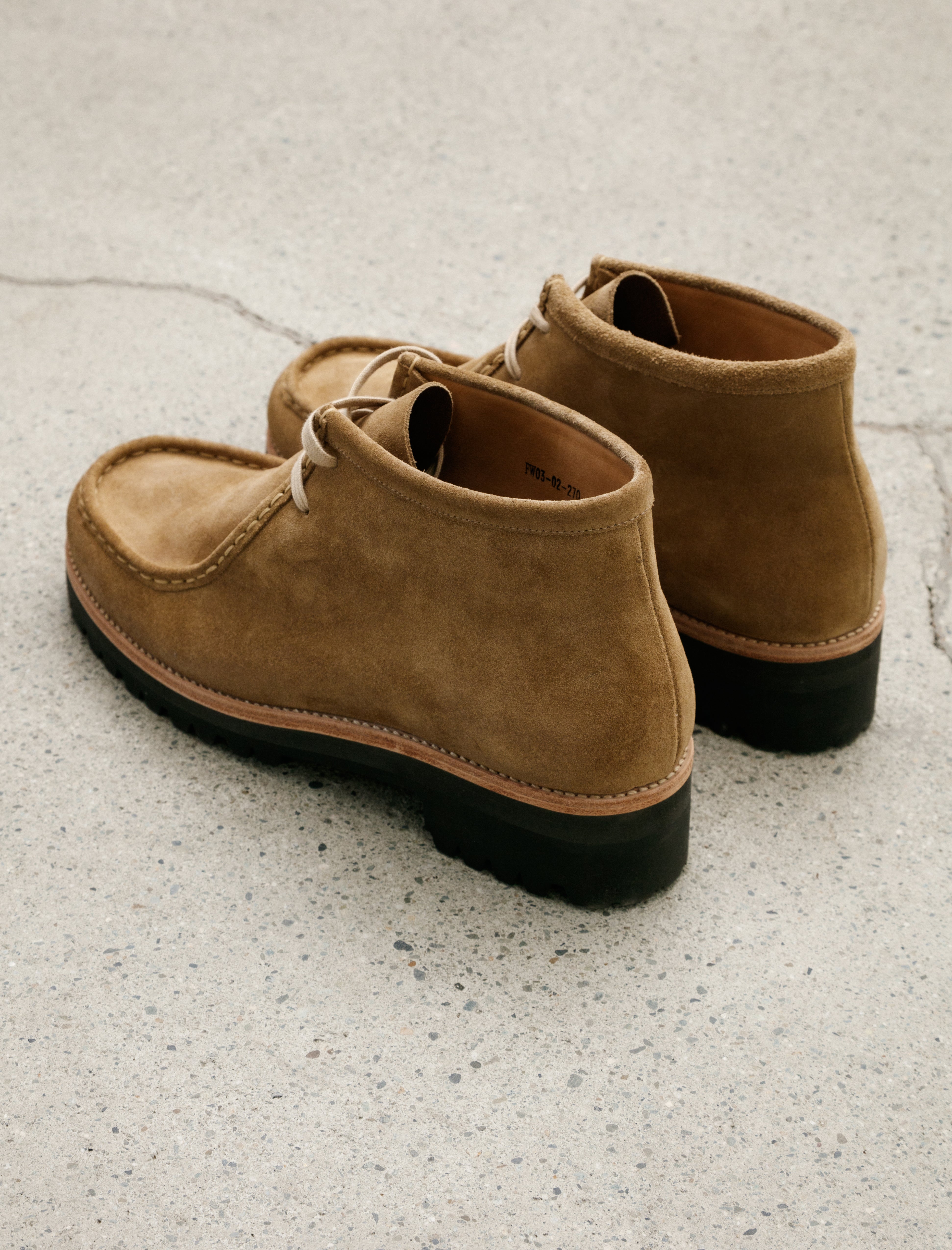 Comoli FOOTWORKS Exclusive Tyrolean Shoes Beige
