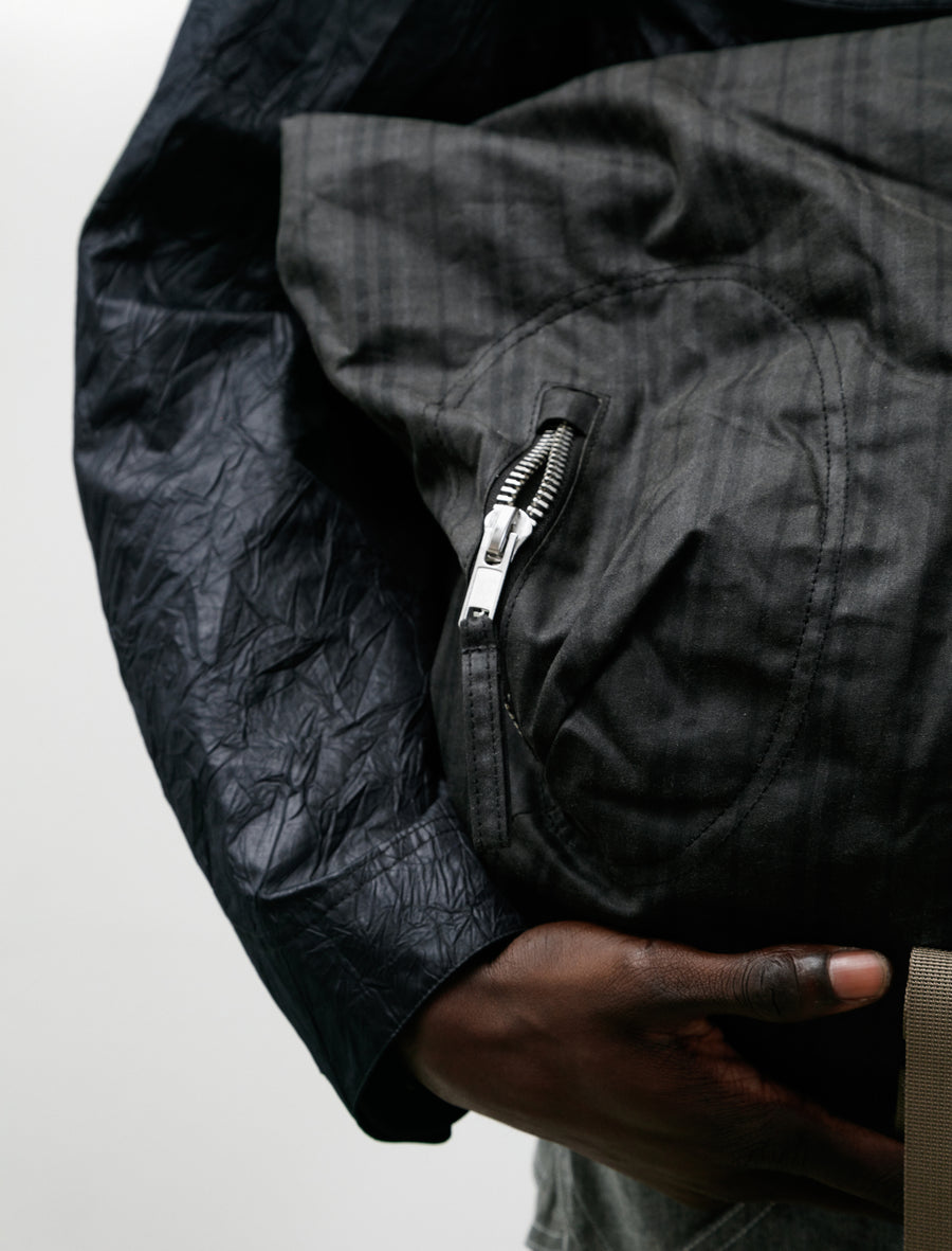 Bubble Roll Wax Messenger Bag Grey Plaid - Image 5