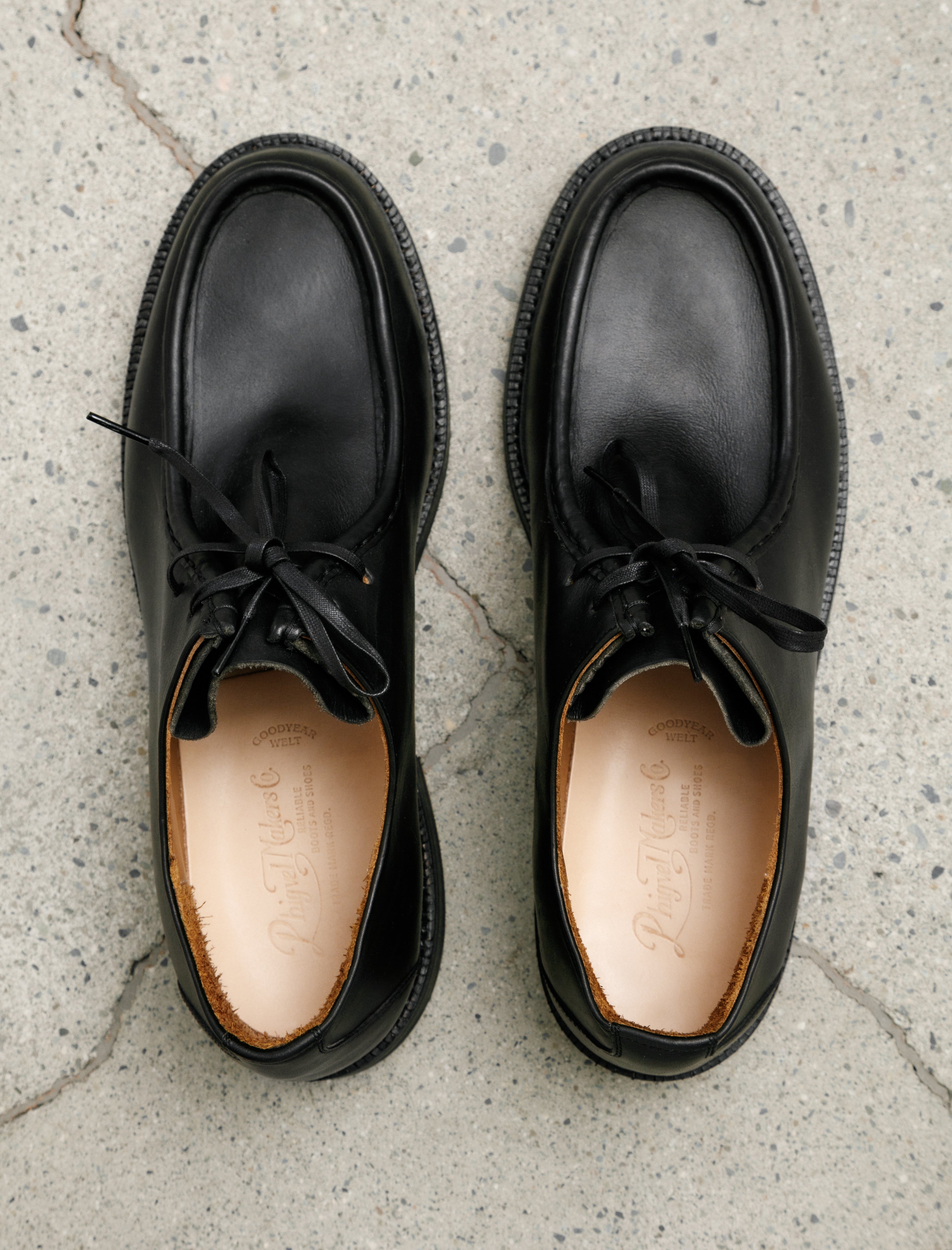 Phigvel Tirolean Shoes Black