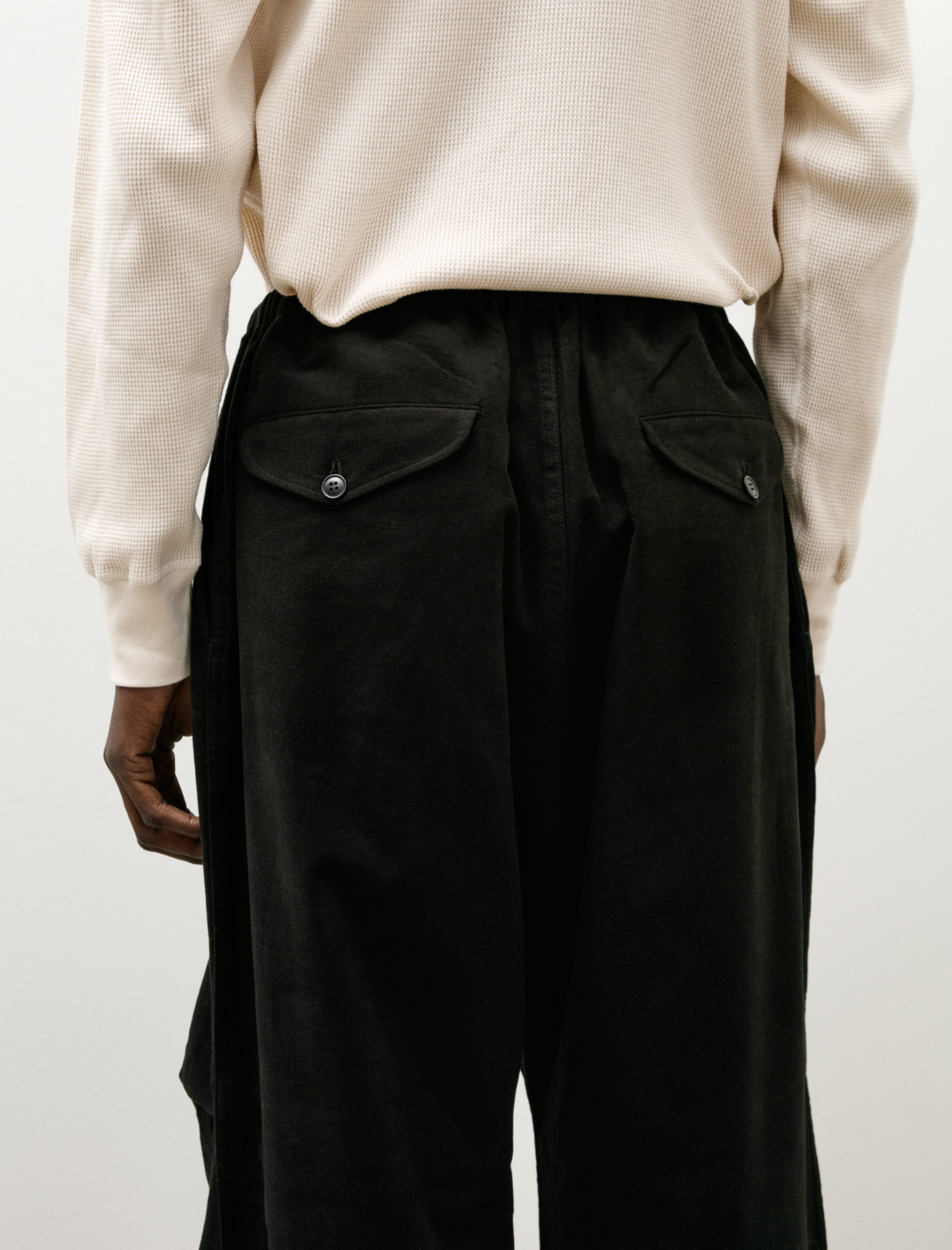 Comoli Moleskin Knee-Tuck Pants Black