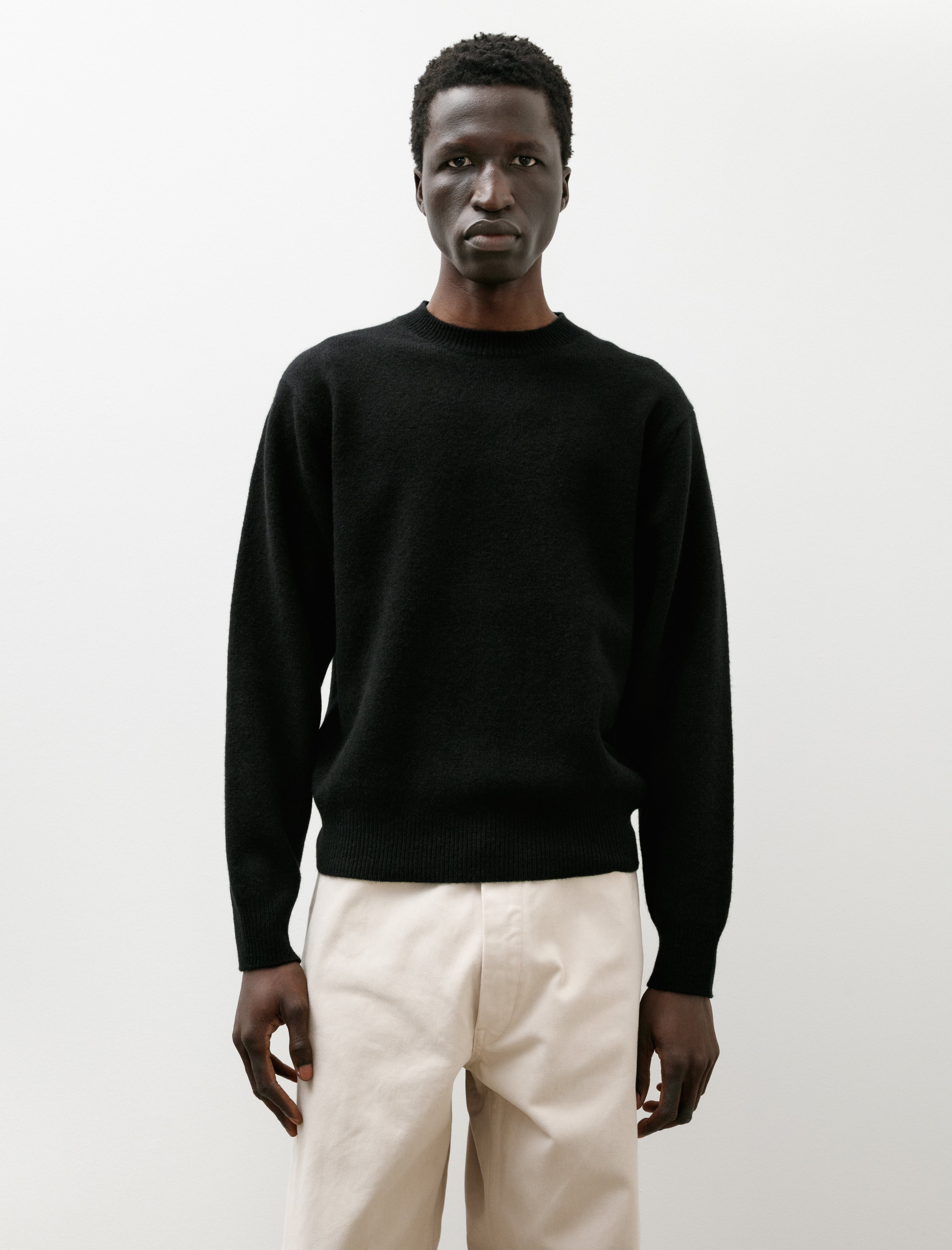Comoli Lambswool Crewneck Knit Black
