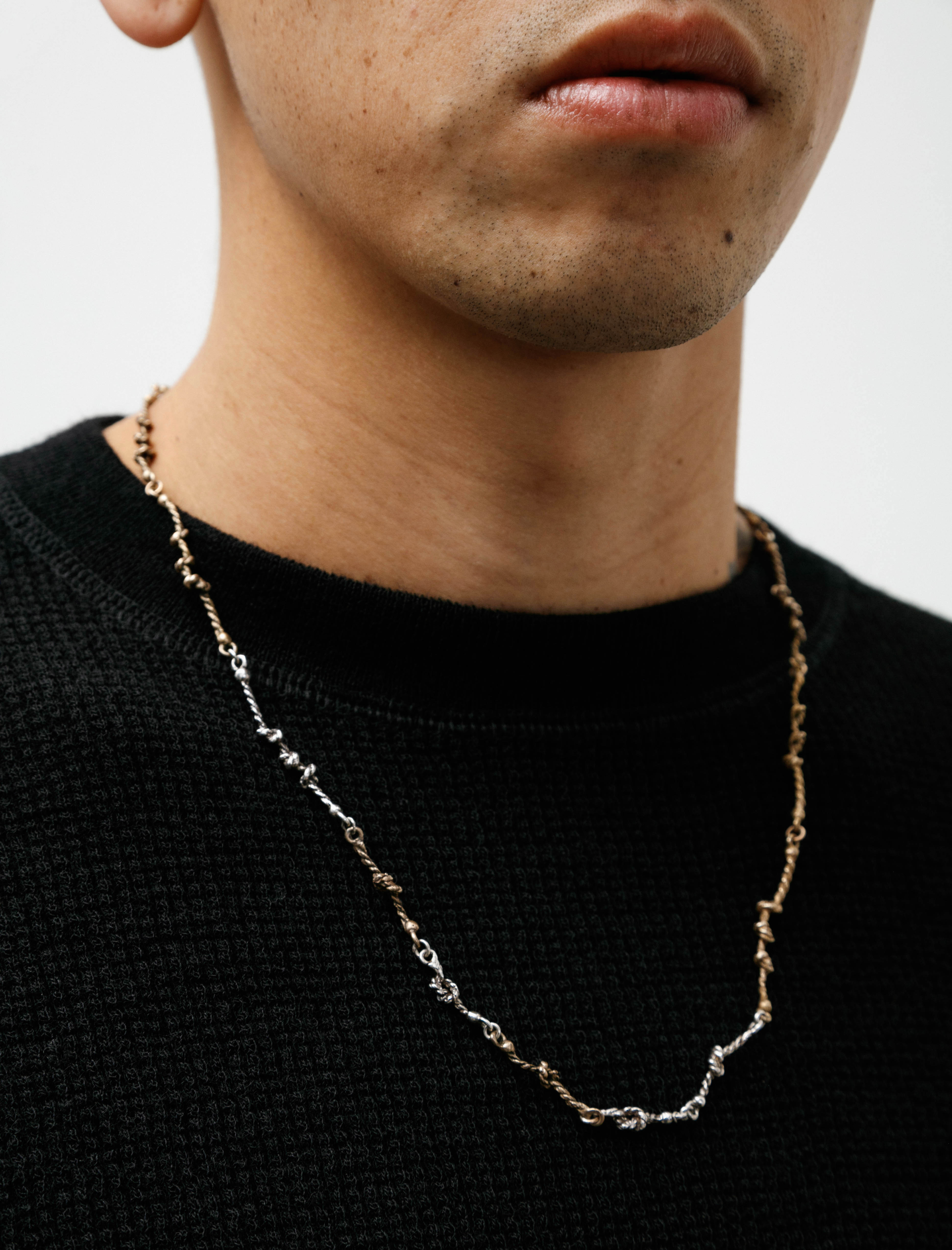 Athena Tiny Knots Necklace