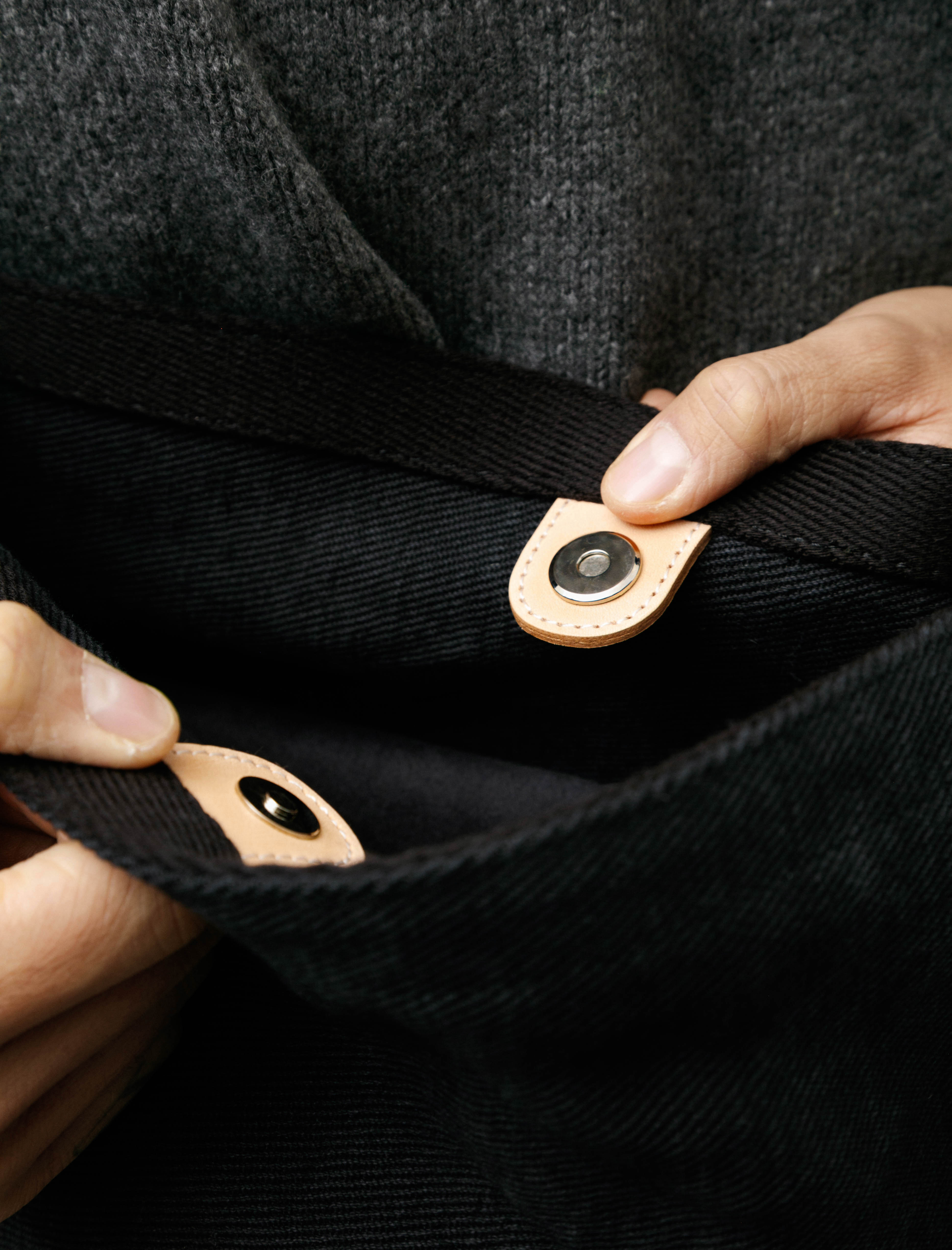 Hender Scheme Square Shoulder Bag Small Black