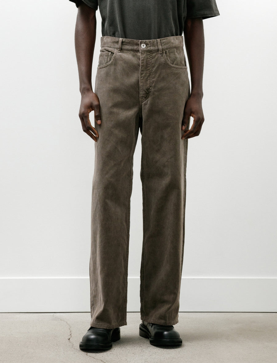 Garment Dyed Finx Corduroy 5P Wide Pants Olive Brown - Image 4