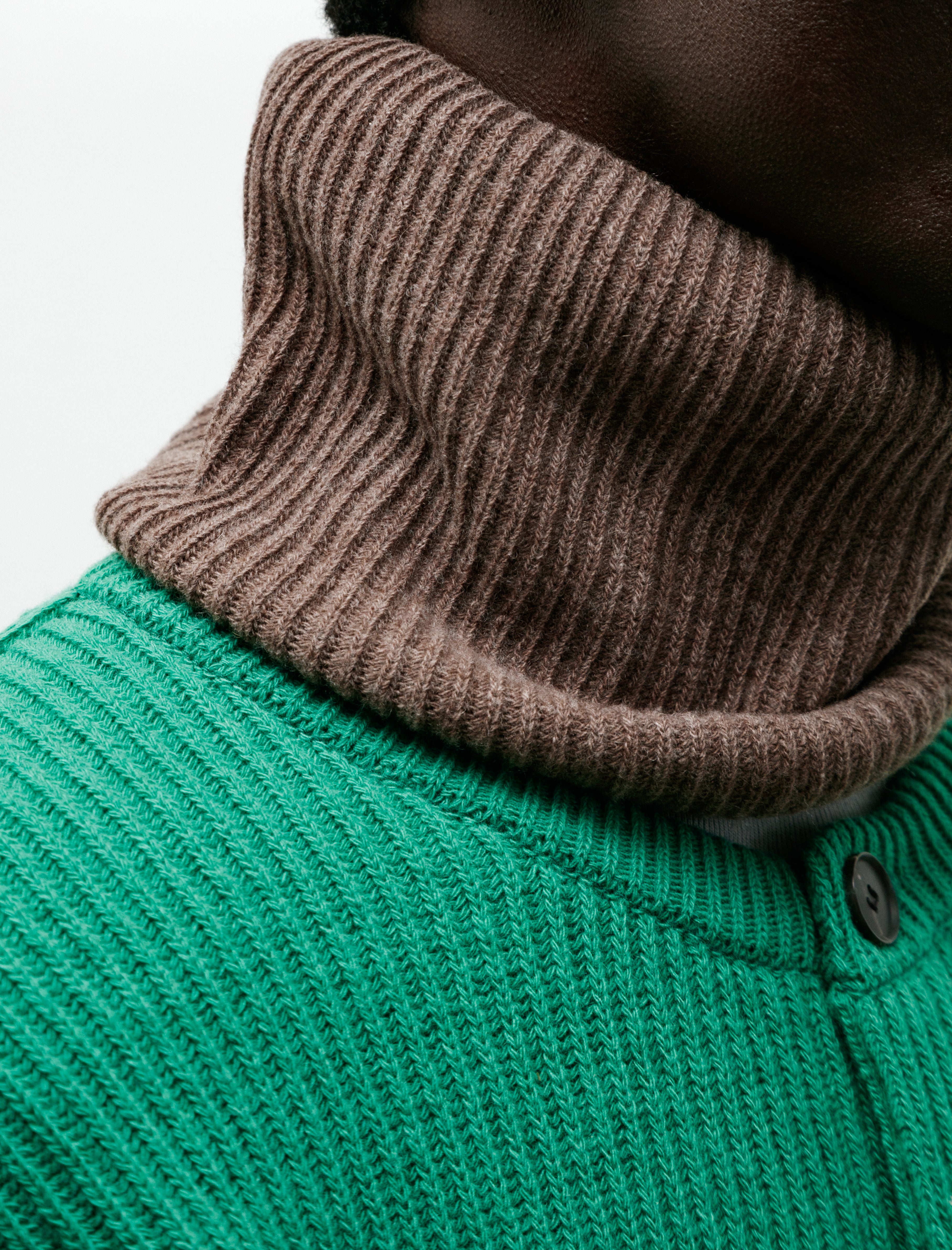 AURALEE x TEKLA Cashmere Neck Warmer Soil Brown