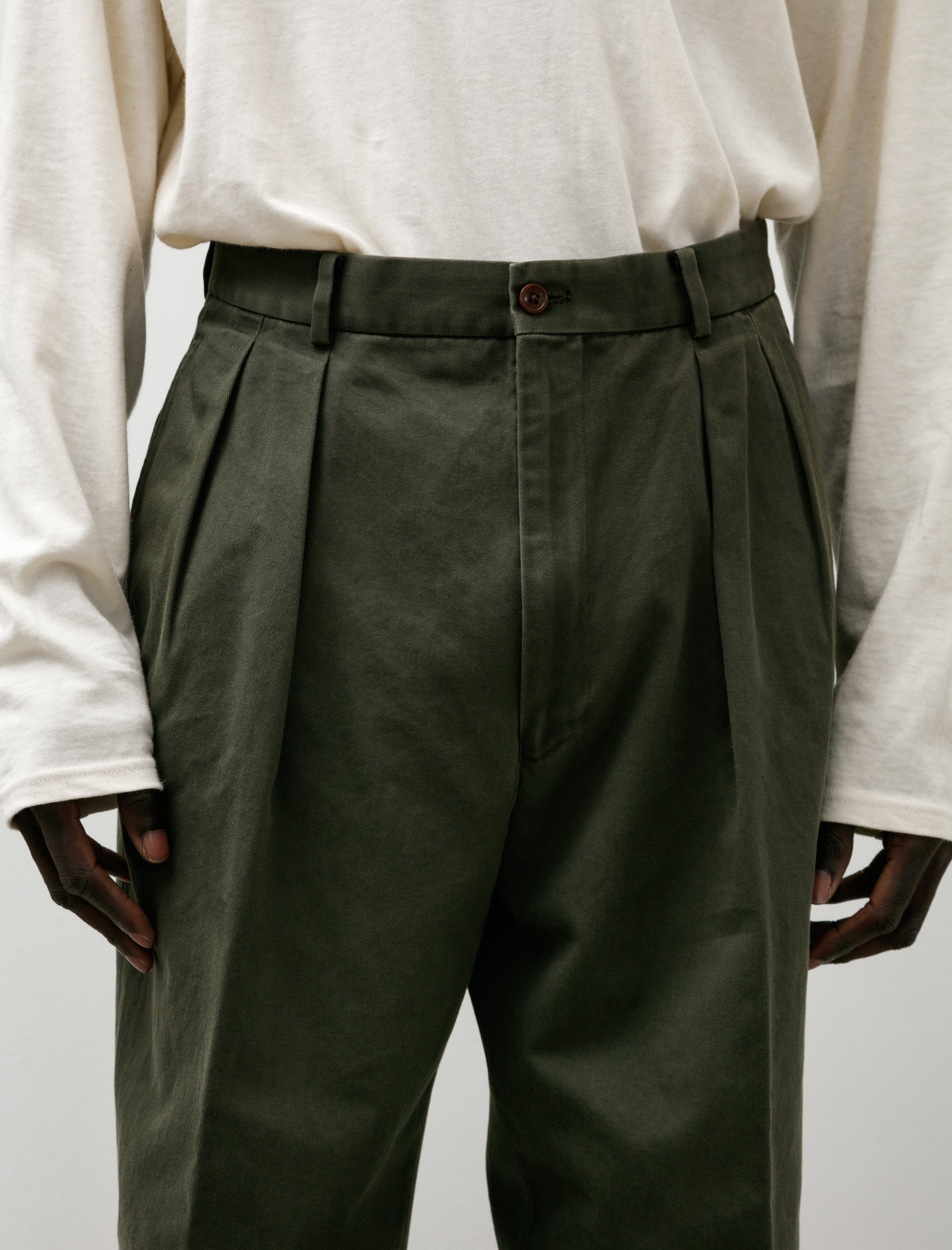 Neat Chino Fade Olive