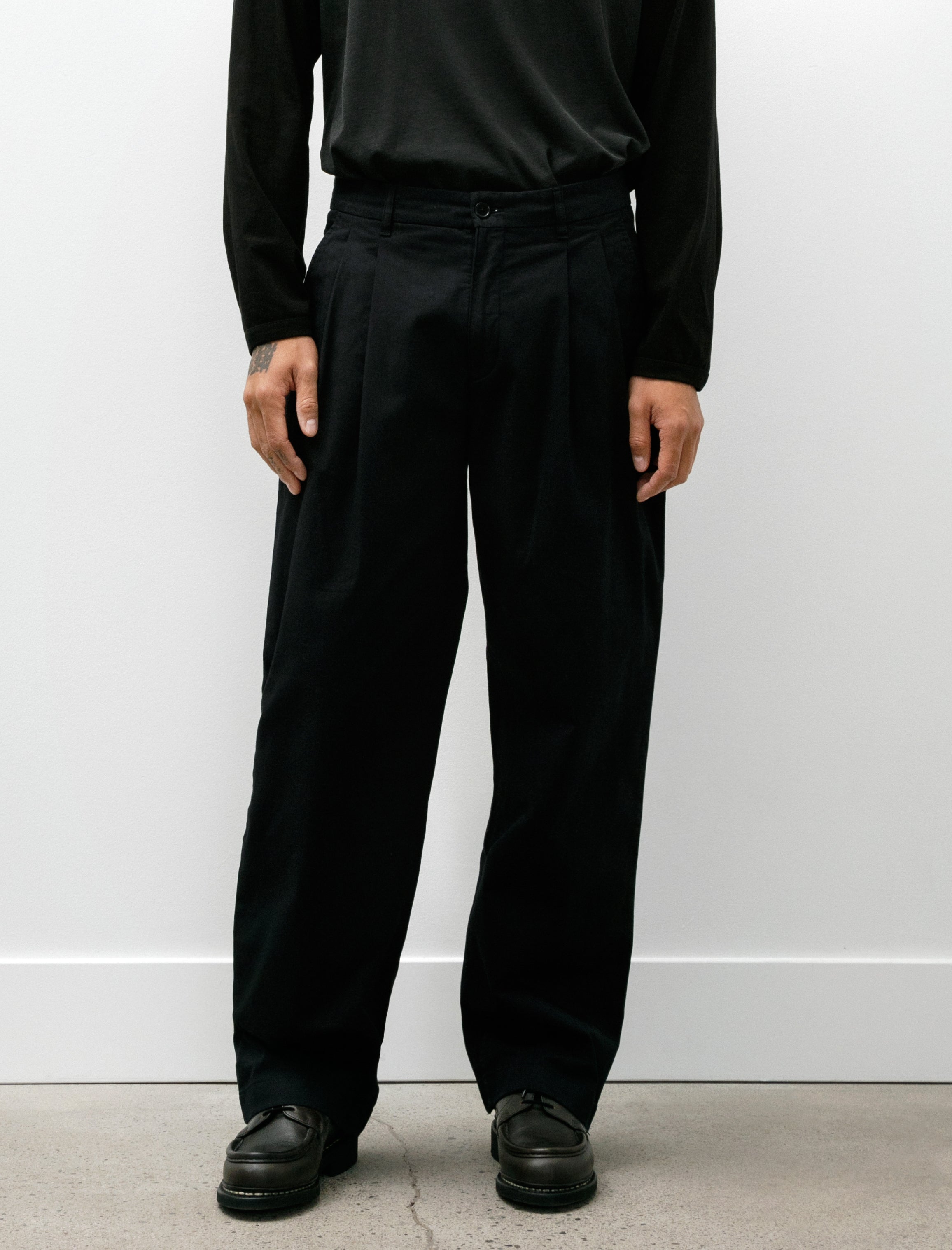 Norse Projects Benn Relaxed Twill Pleated Trouser Black