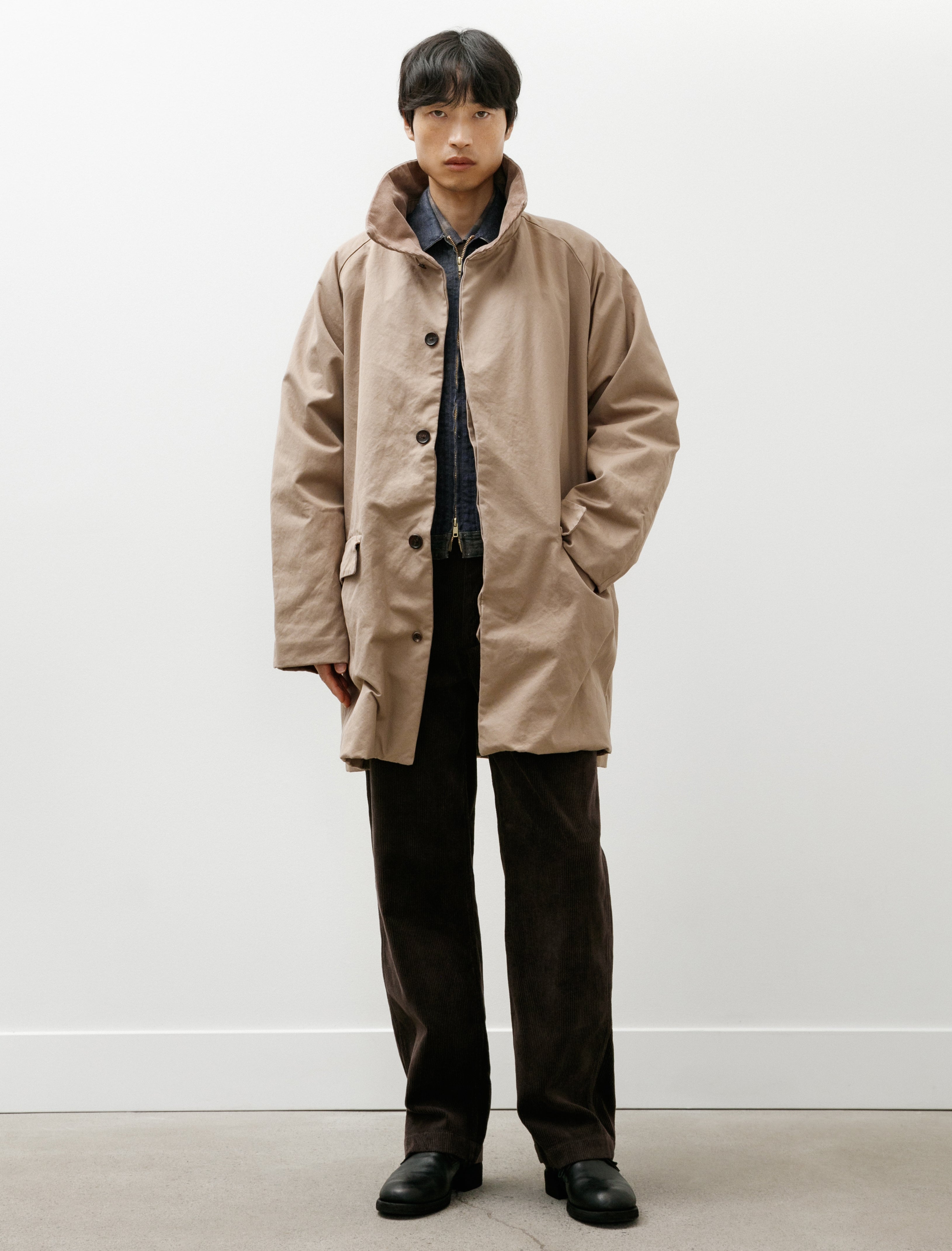 Niceness E. Calder Beige
