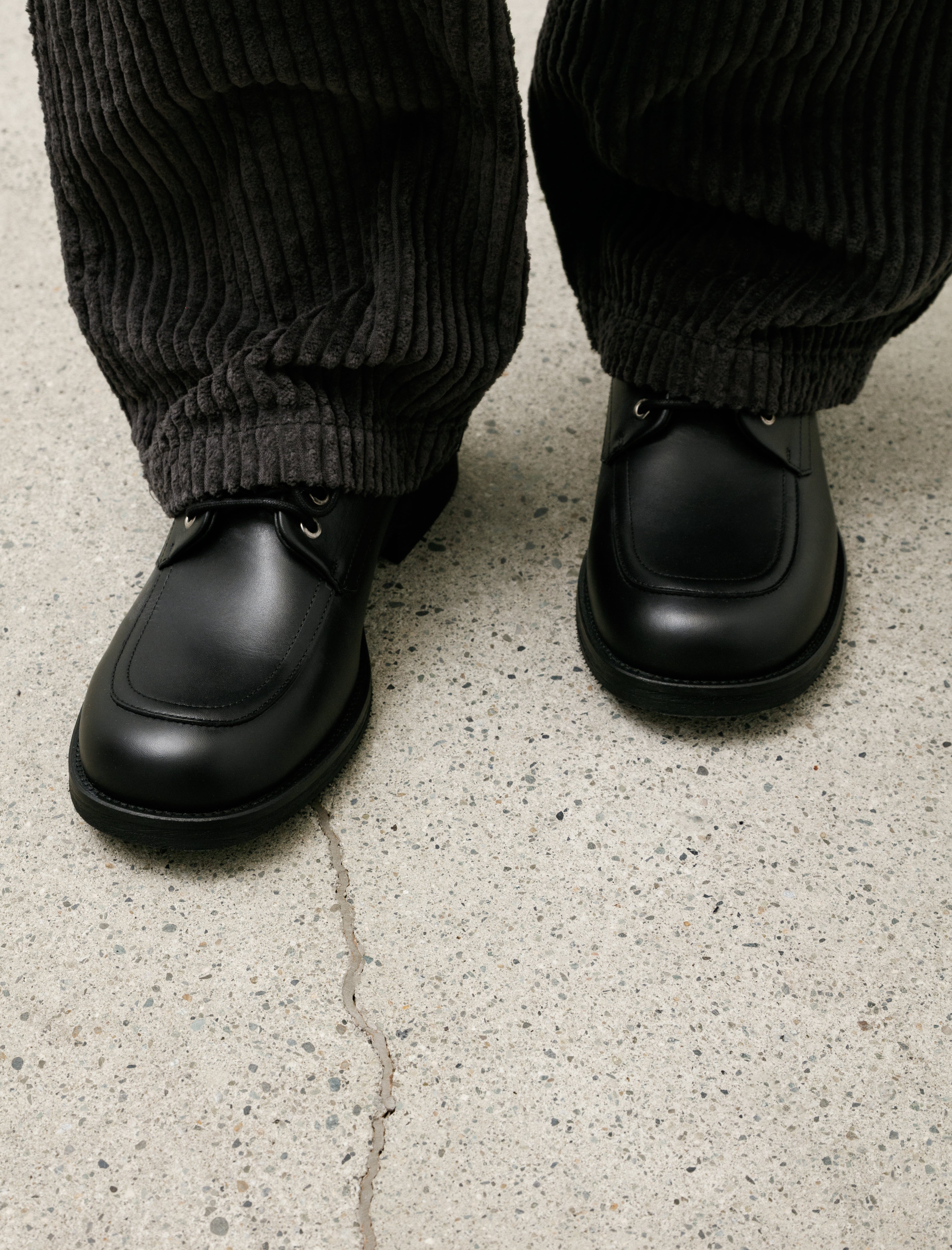 Paracia Old Buster Calfskin Black