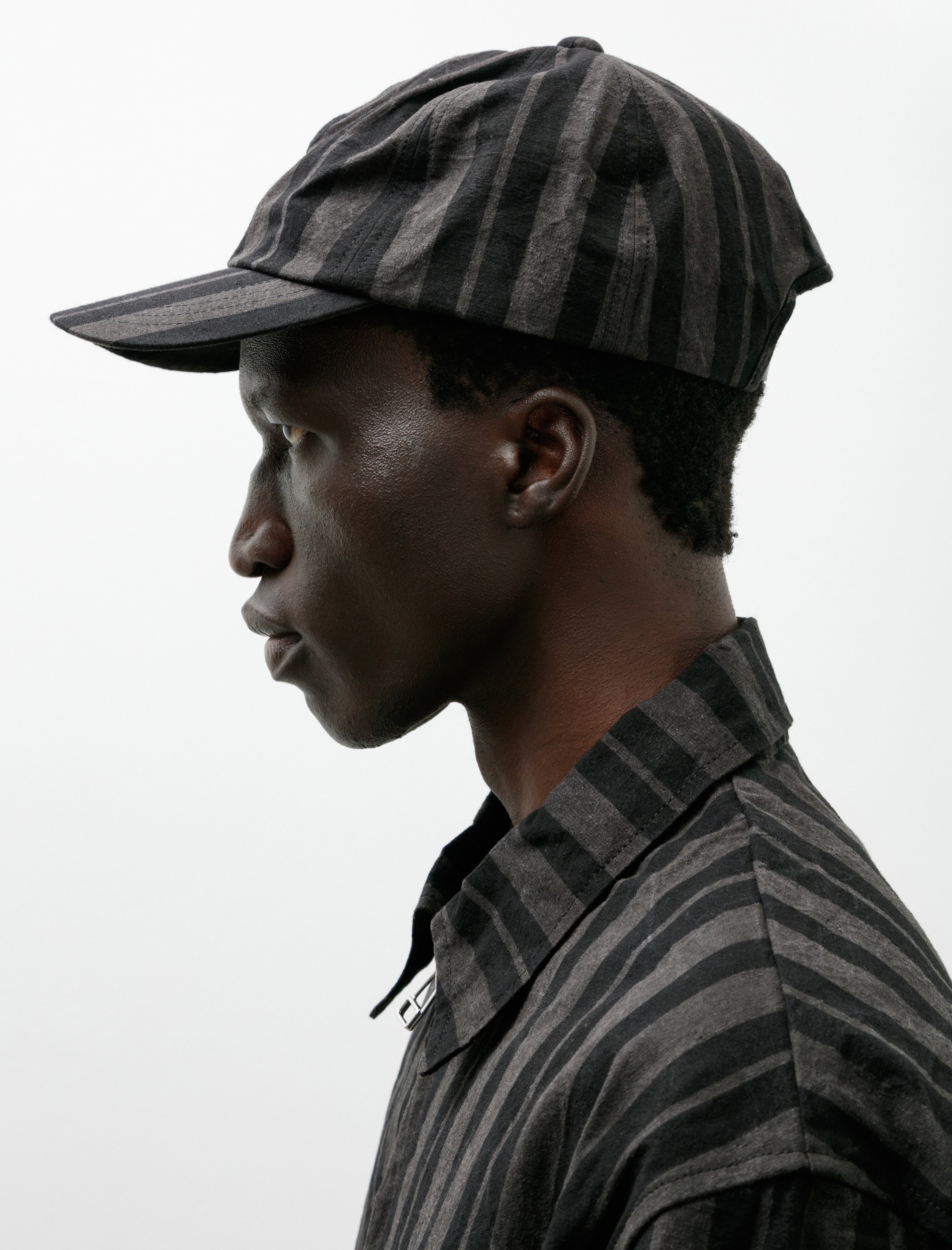 MAN-TLE R21 Cap-3 Deep Cap Theatre Wax