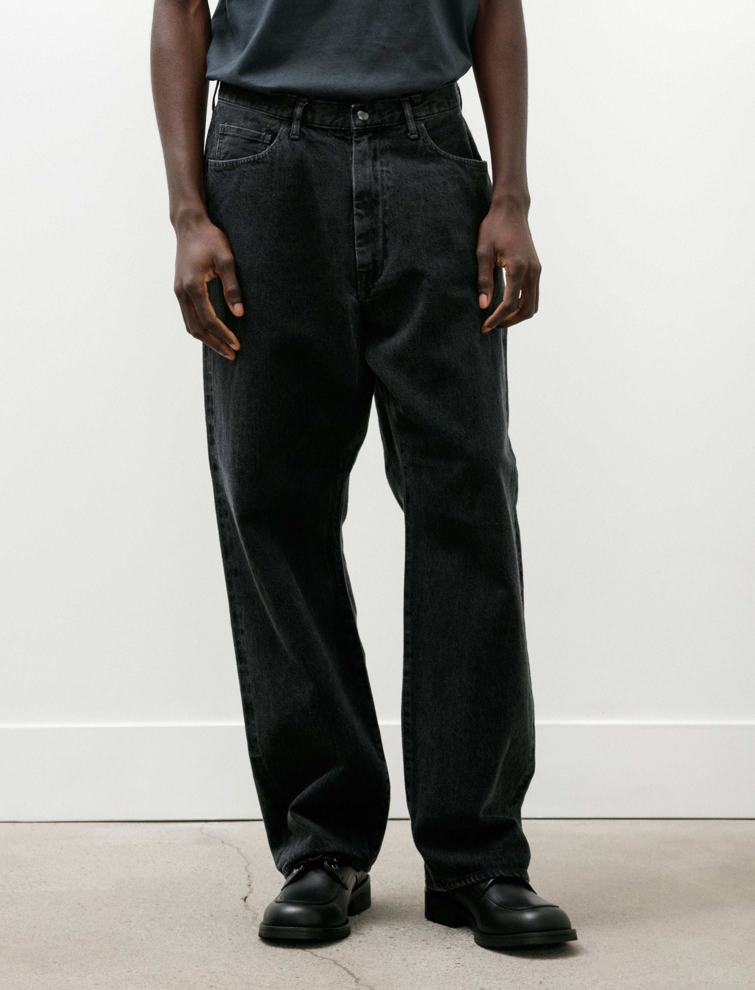 Lady White Co. x Phigvel Classic Jeans Wide Hand Faded Black