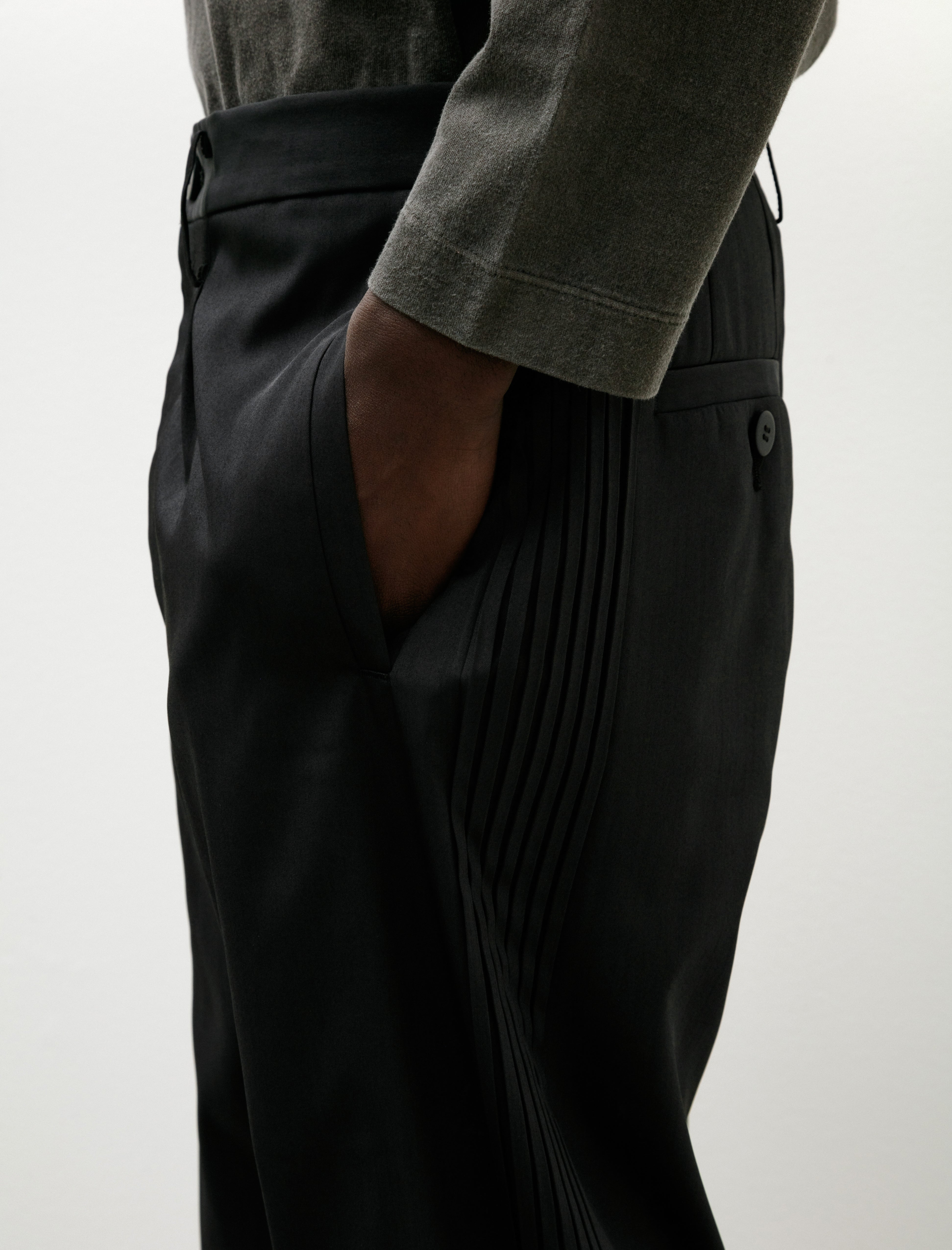 Issey Miyake Air Pleats Pants Black