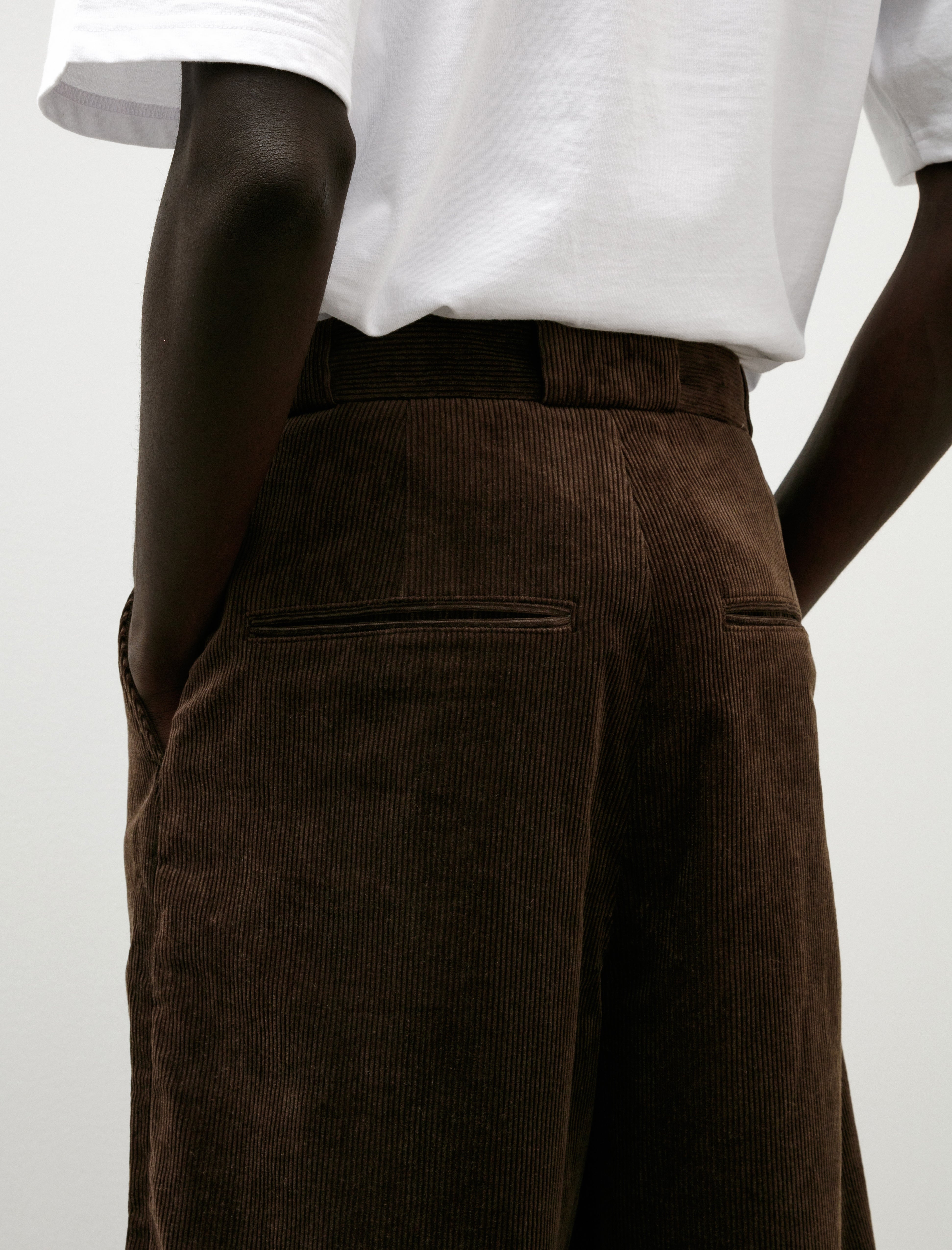 Evan Kinori Flat Front Pant Sumi Ink Corduroy Brown