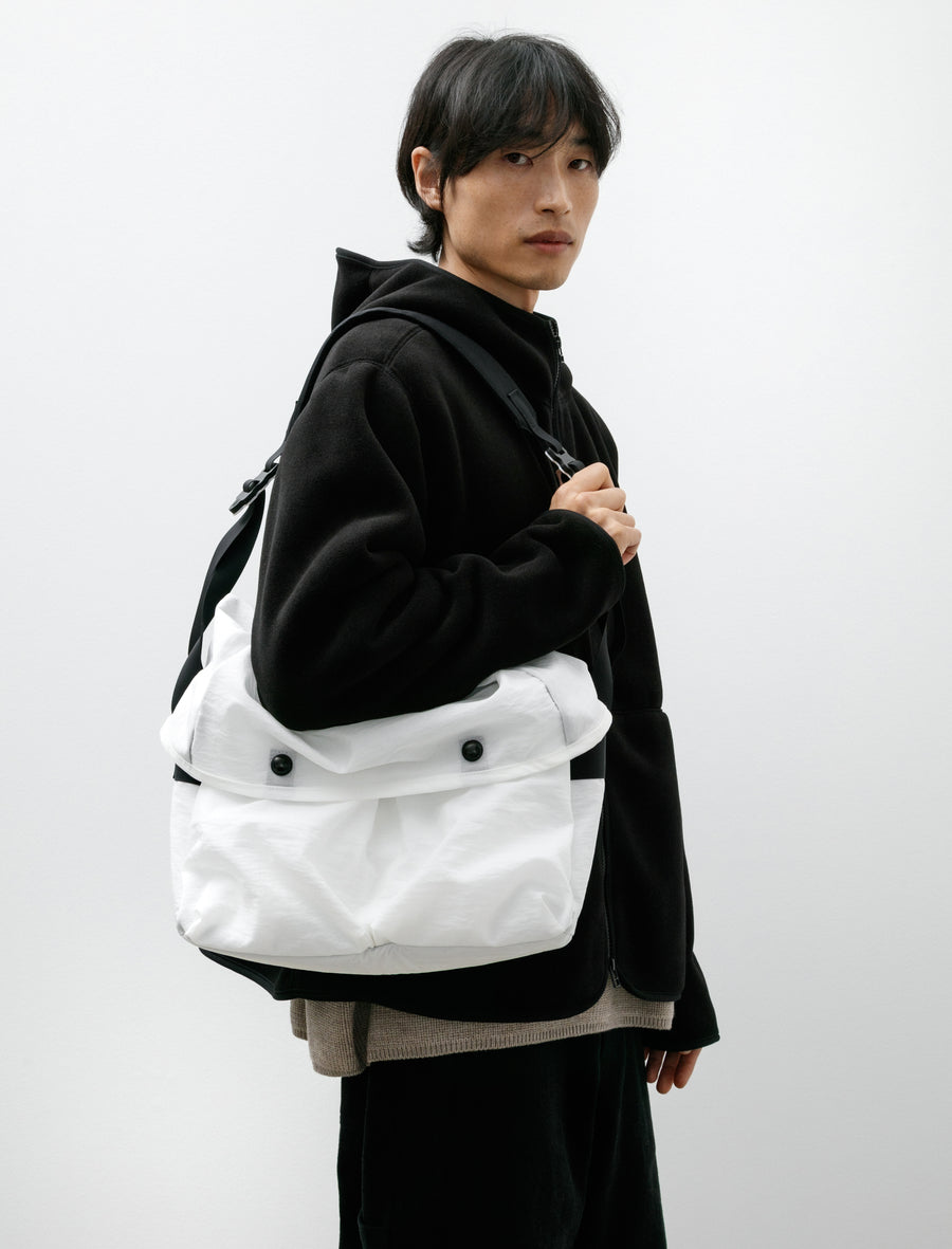 R19 Gear-4 Mini Messenger White Nylon - Image 1