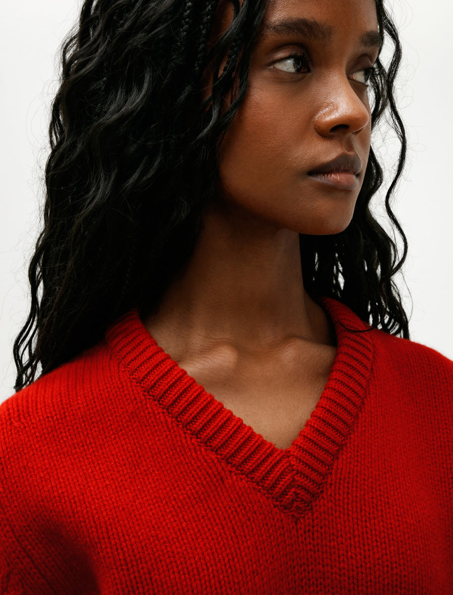 Glenn V-Neck Ruby Red - Image 2