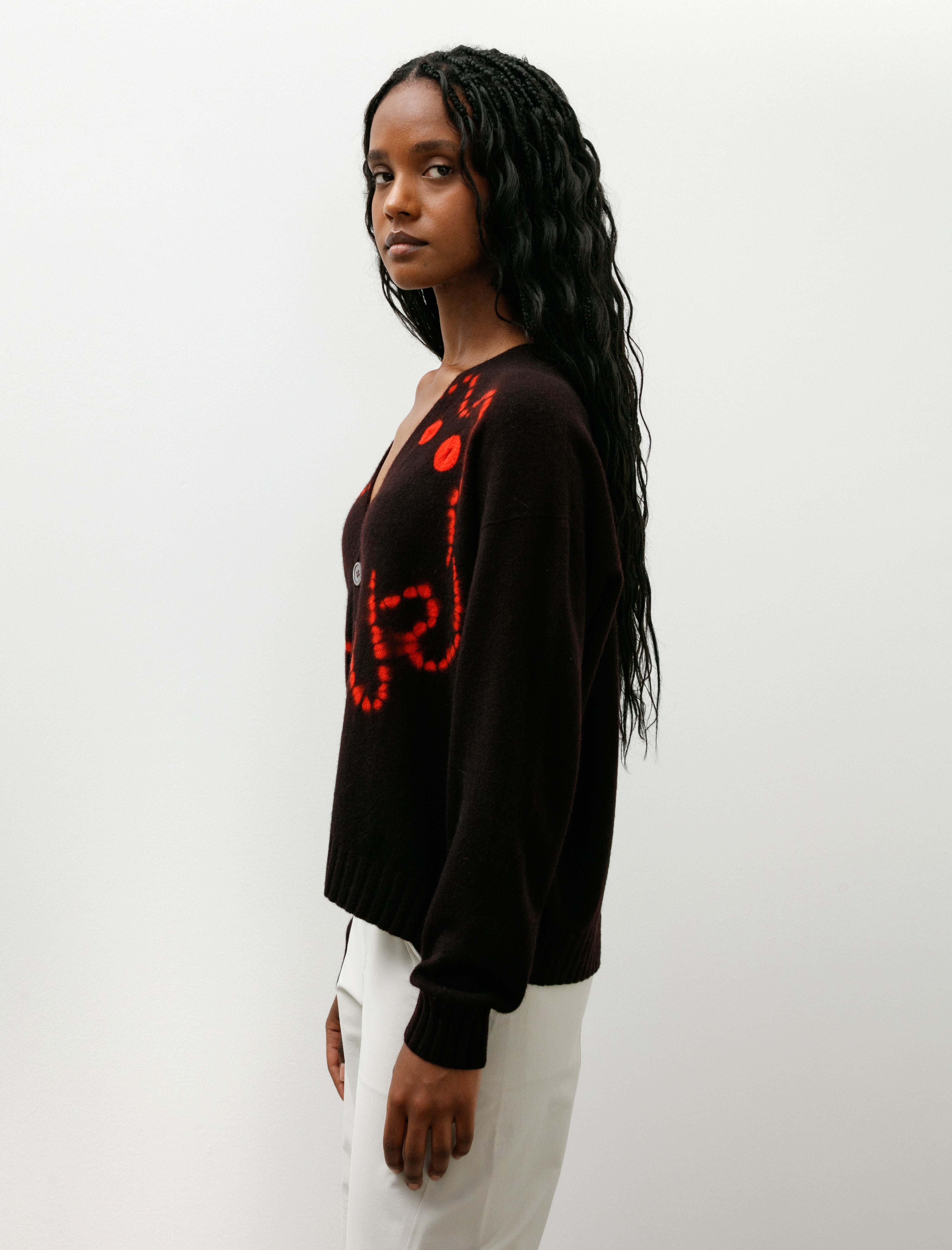 Suzusan Cashmere Seamless Short Cardigan Black Red