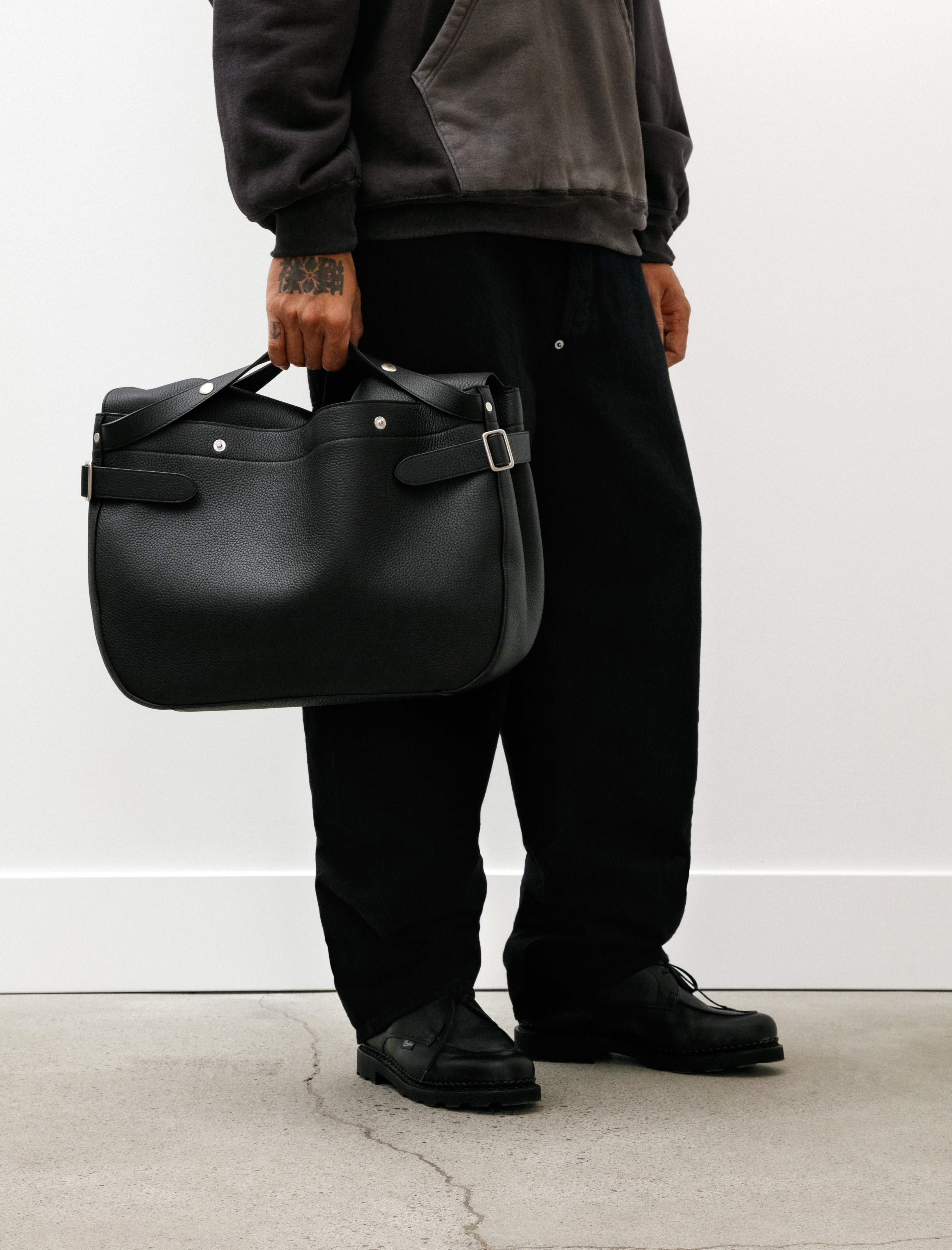 Niceness L.Hefner Black