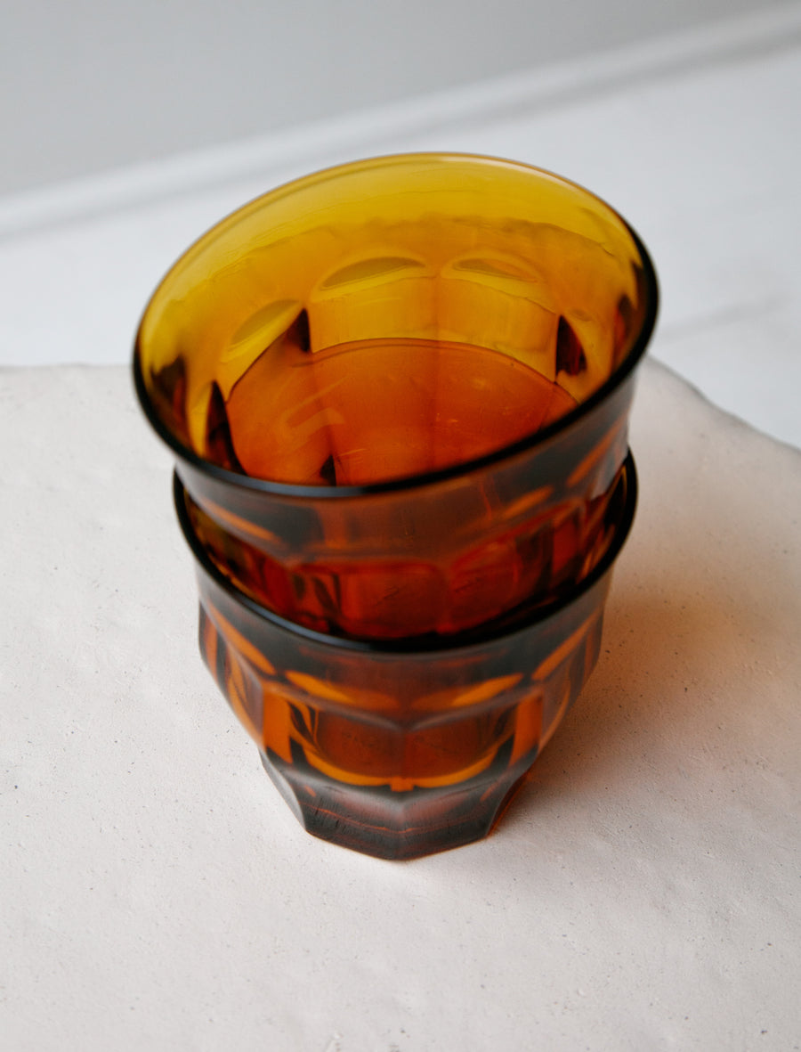 Tipsy Glasses Amber - Image 3