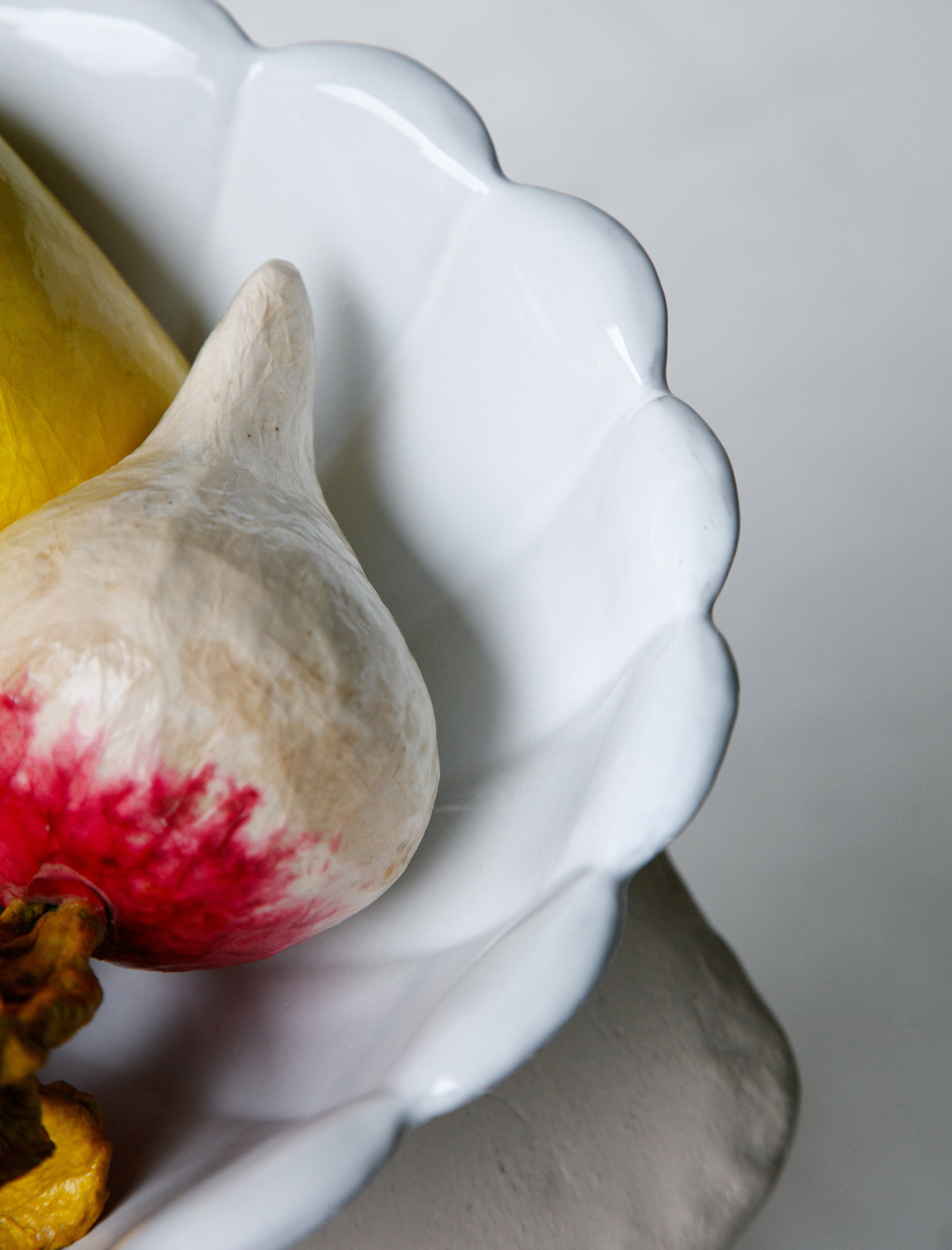 Astier de Villatte Marguerite Large Platter On Low Stand