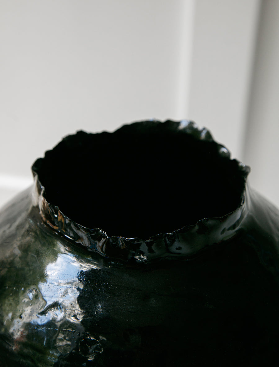 Pedestal Orb Black - Image 3