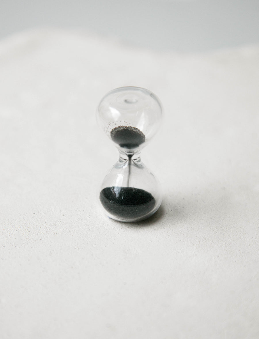 Miniature Hourglass Black - Image 2