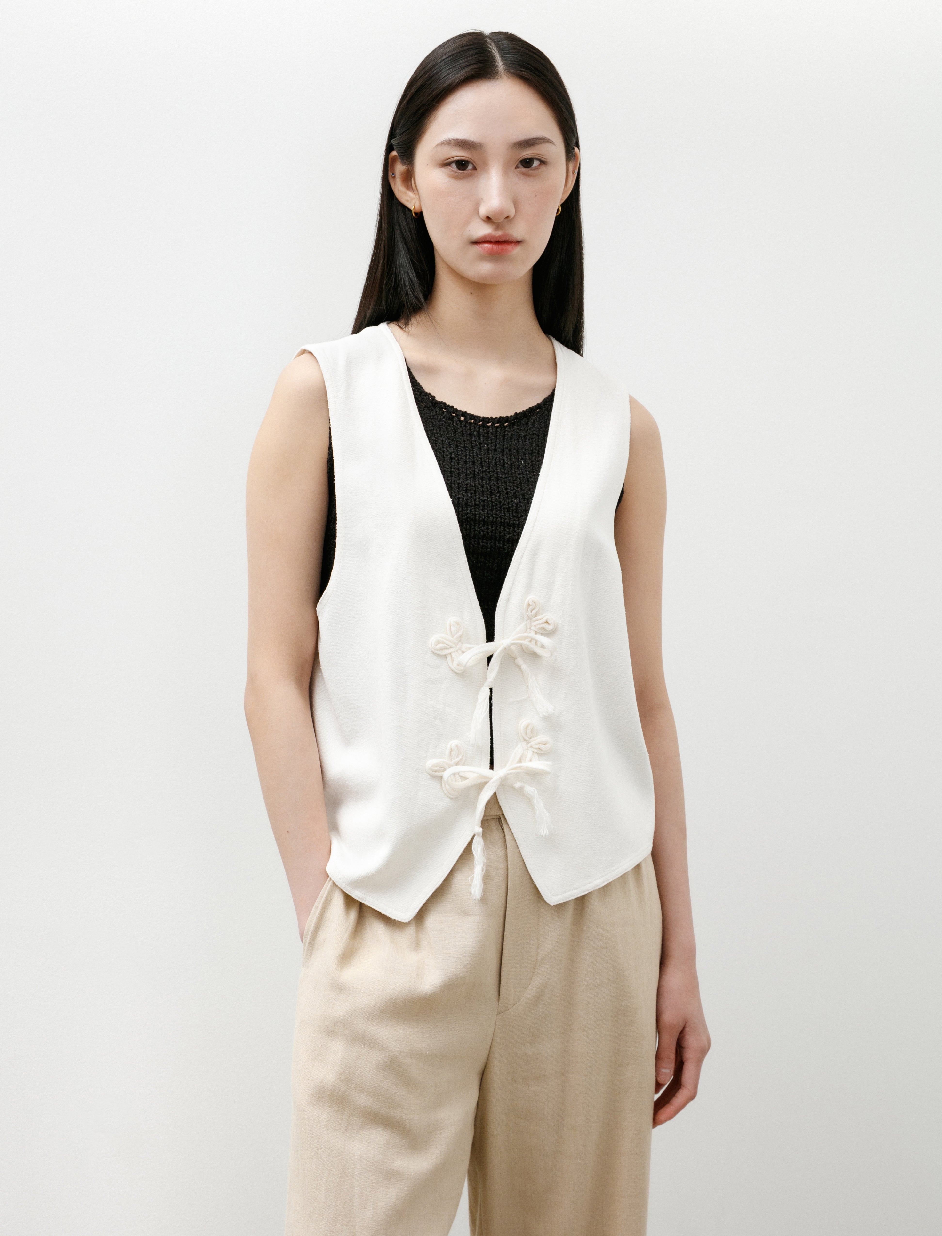 Comoli Silk Nep Vest Ecru