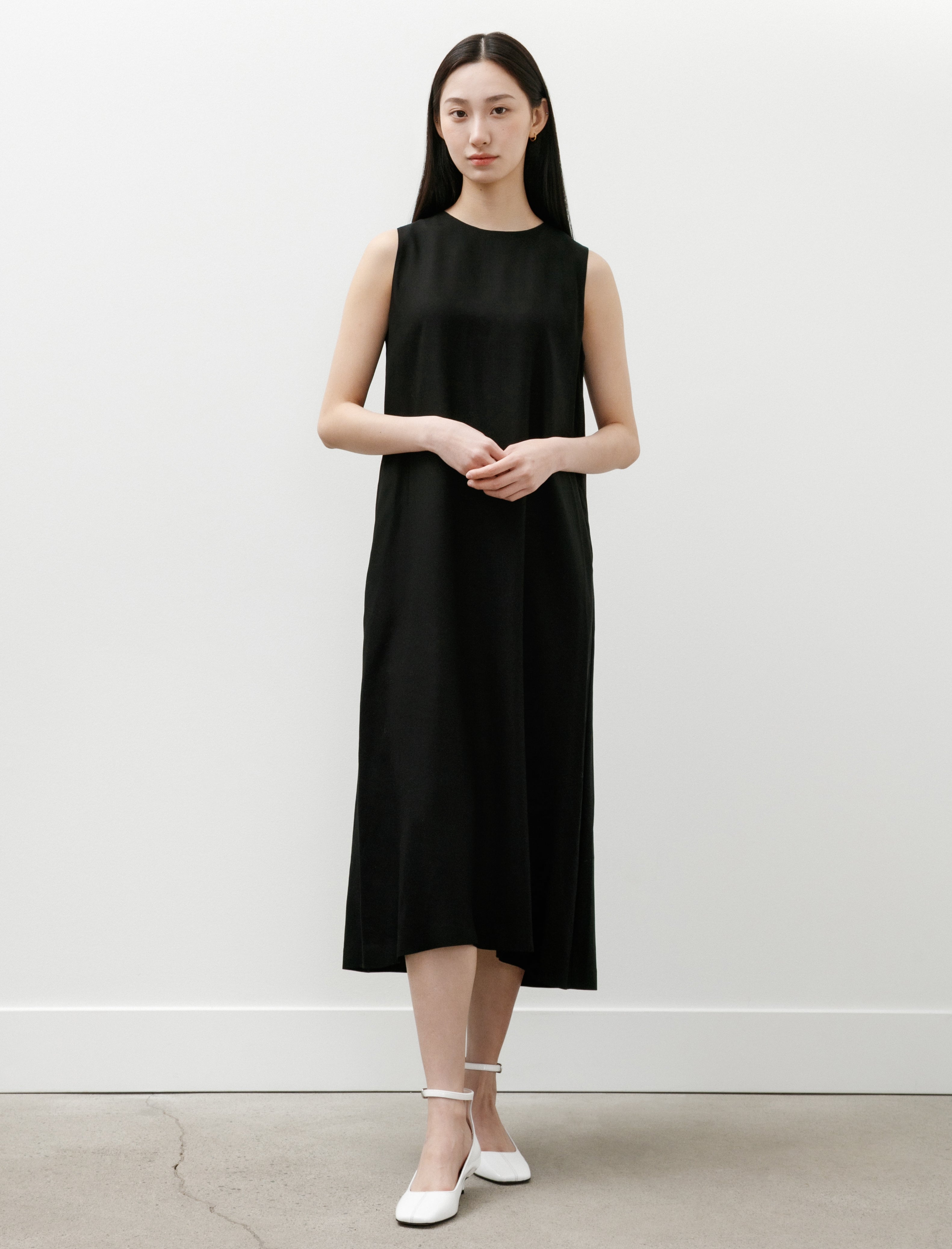 Graphpaper Viscose Cupro Back Satin Sleeveless Dress Black