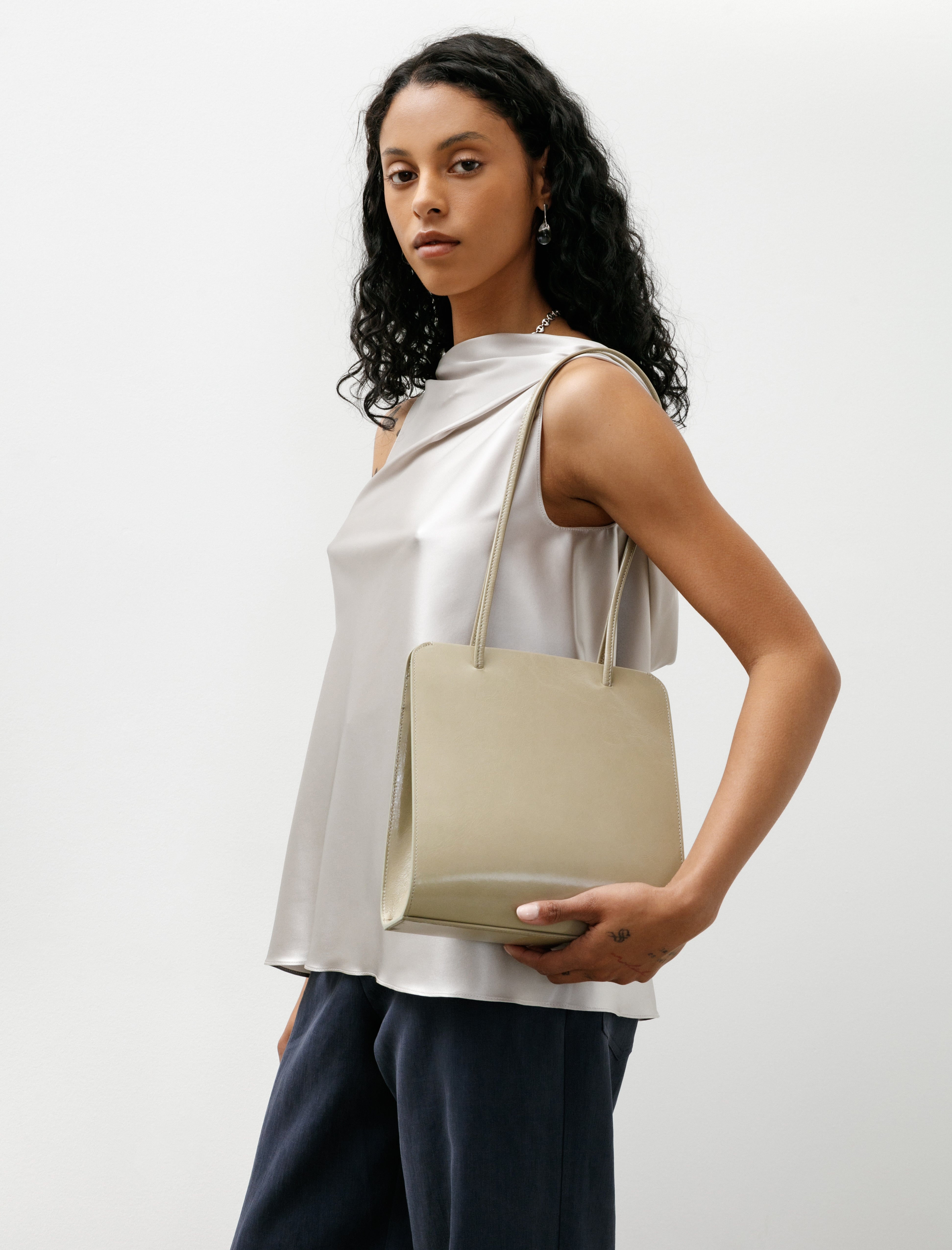 Fane Lisse Bag Oyster
